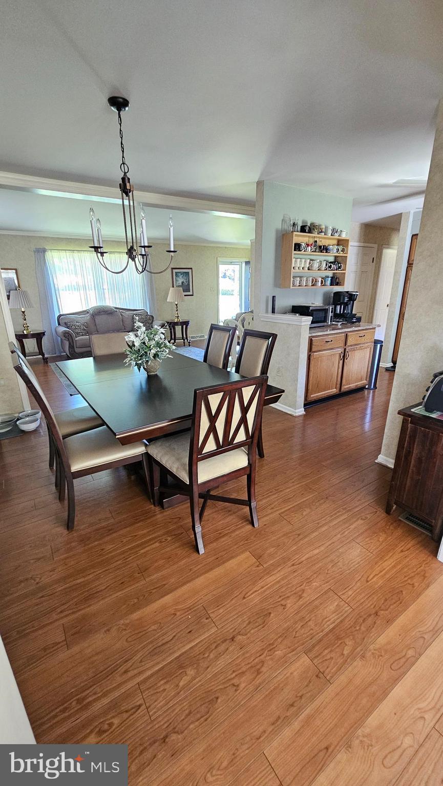 32 PARKVIEW HEIGHTS