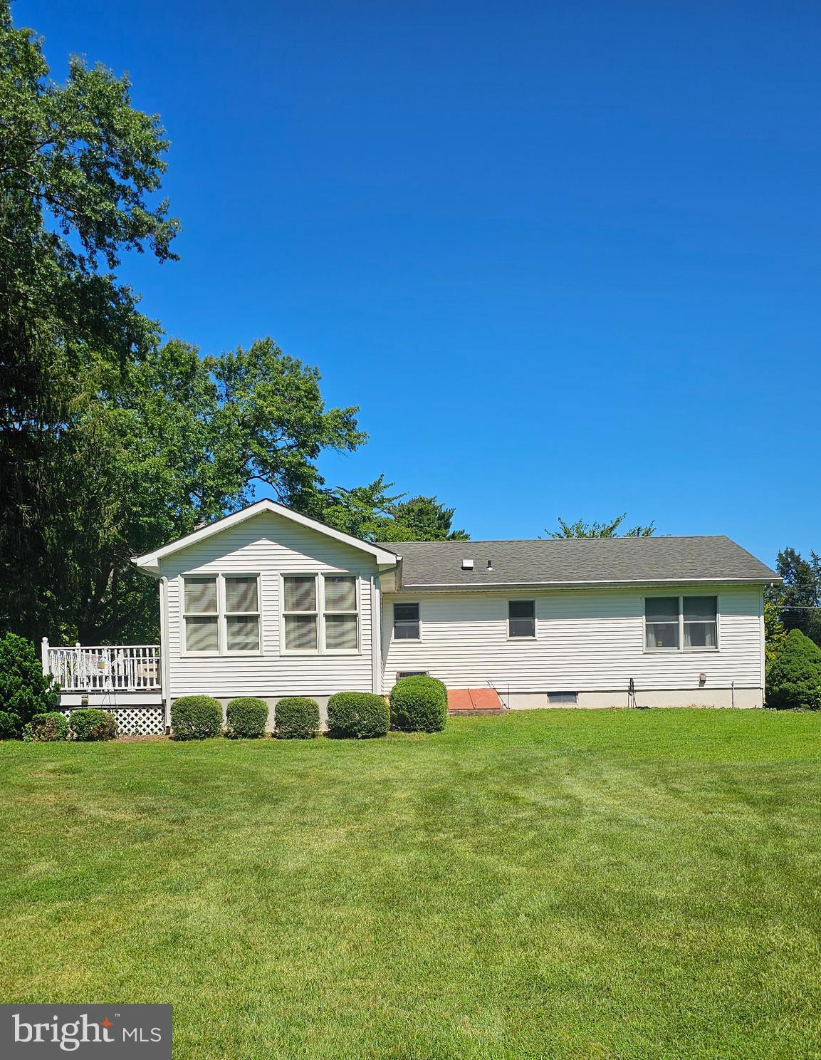 32 PARKVIEW HEIGHTS