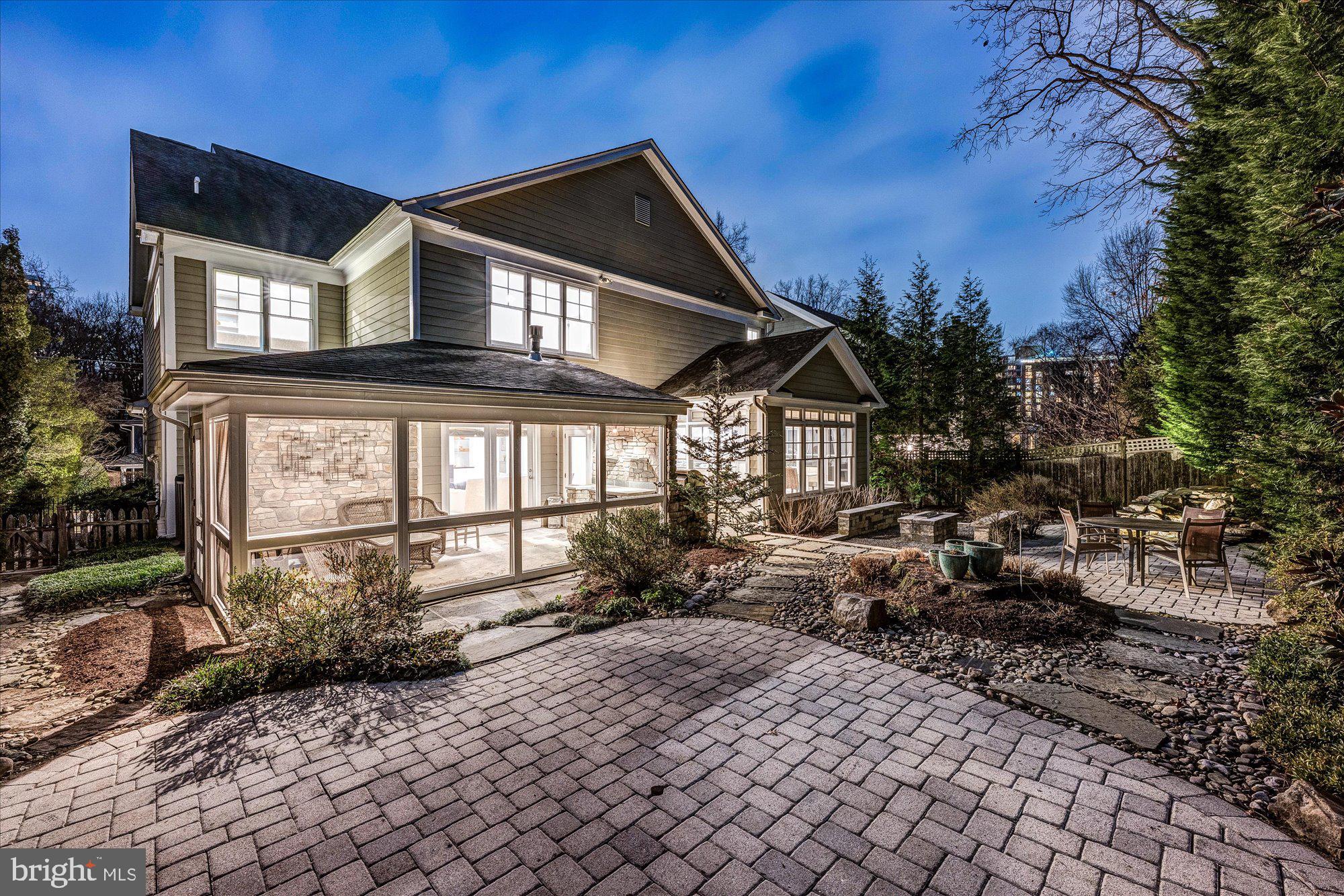 SOMERSET - Residential