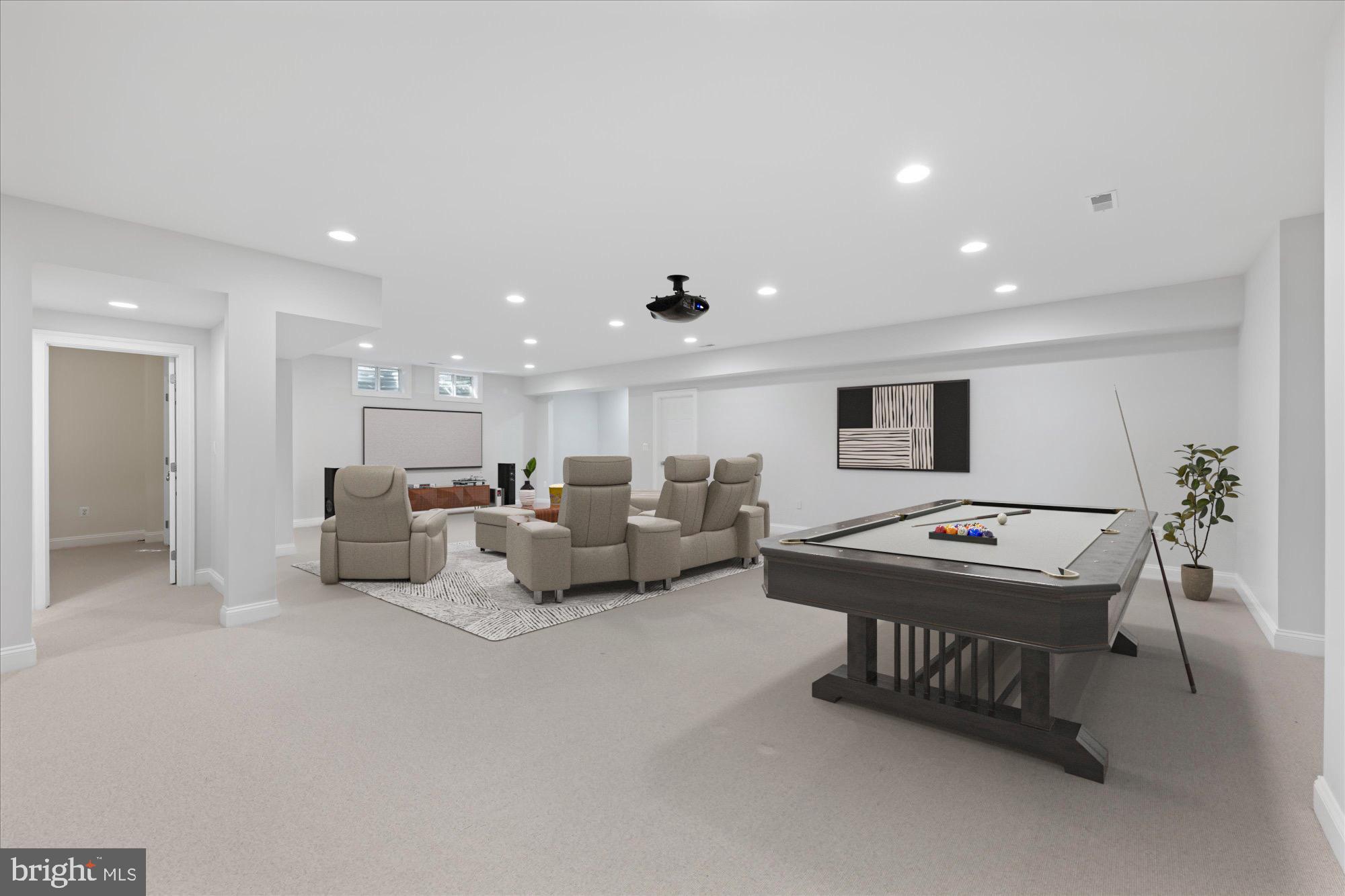 SOMERSET - Residential