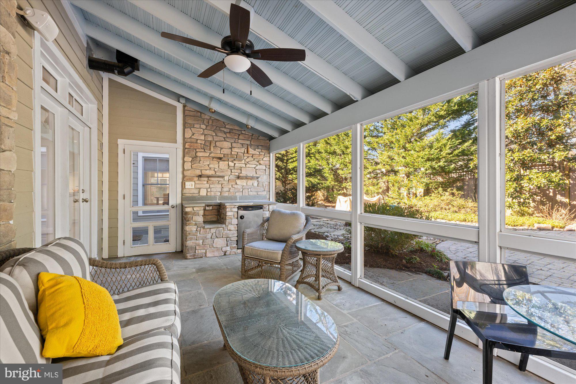 SOMERSET - Residential