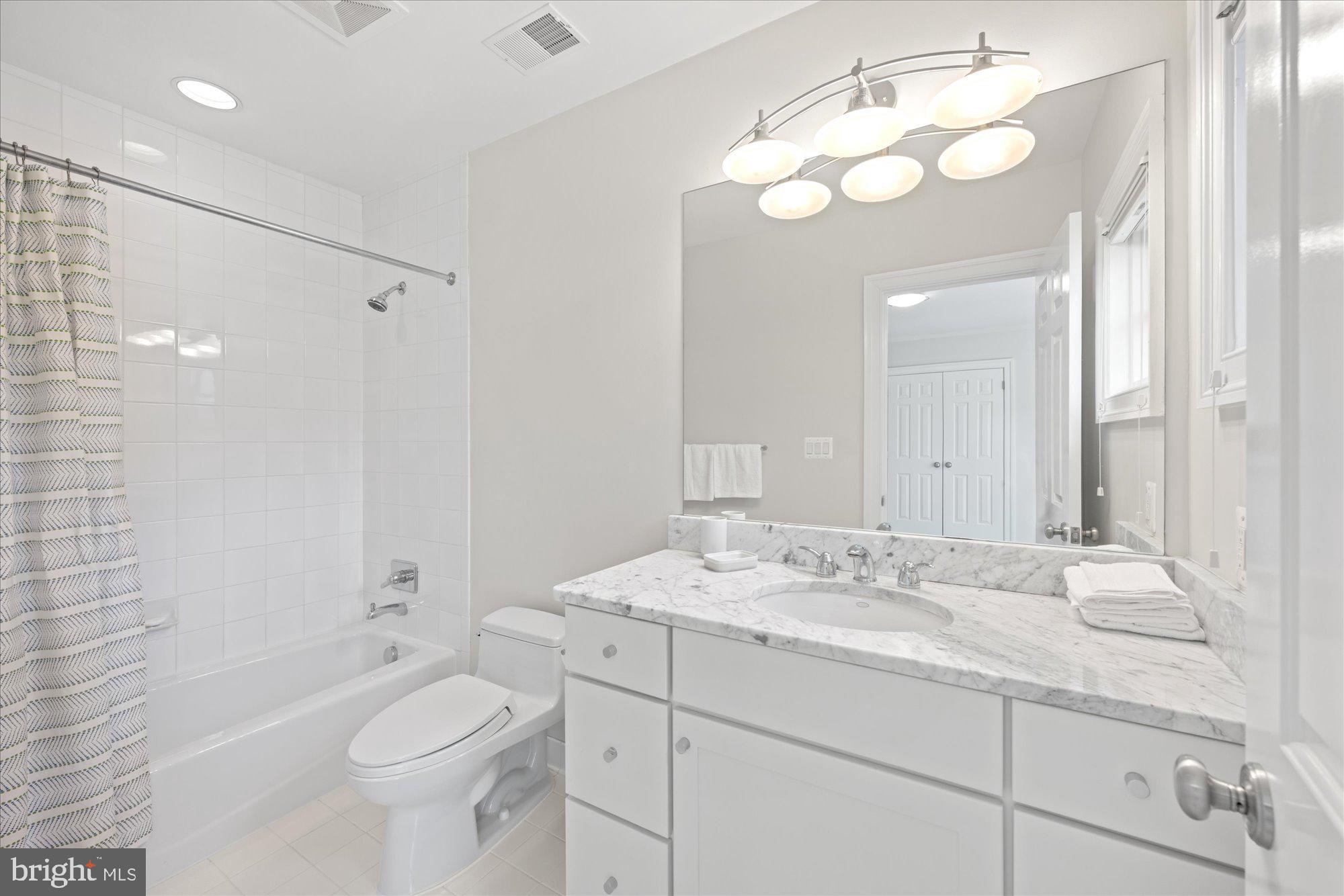 SOMERSET - Residential