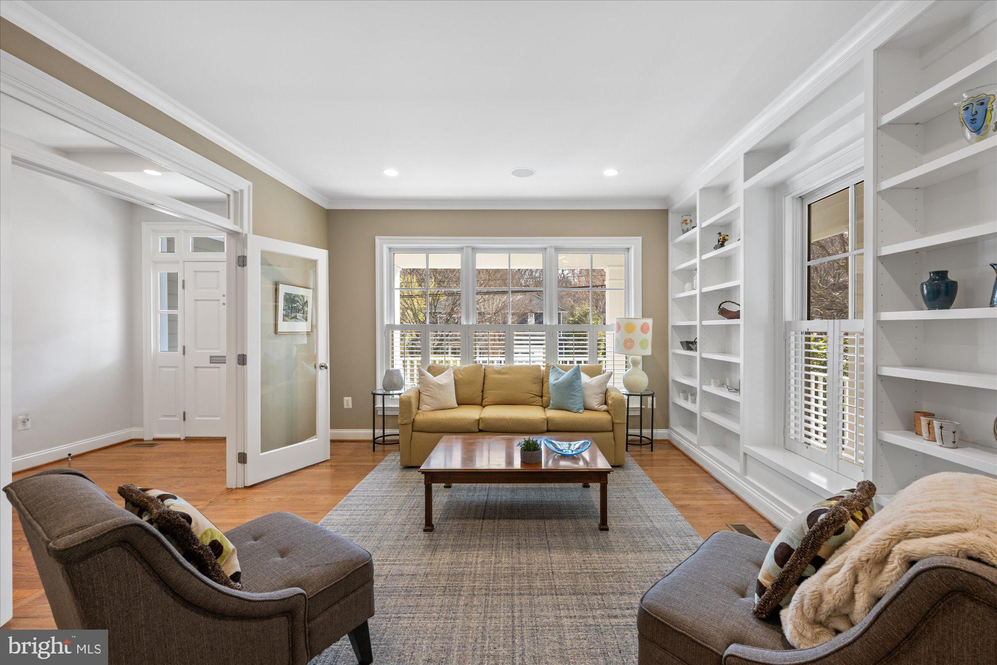 SOMERSET - Residential