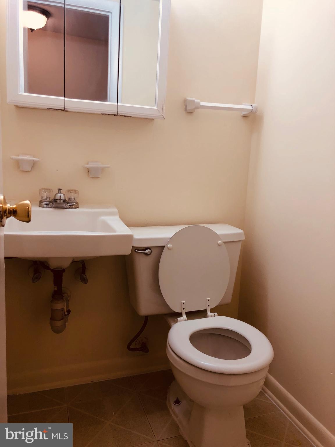 WILLIAMSTOWN - Residential Lease