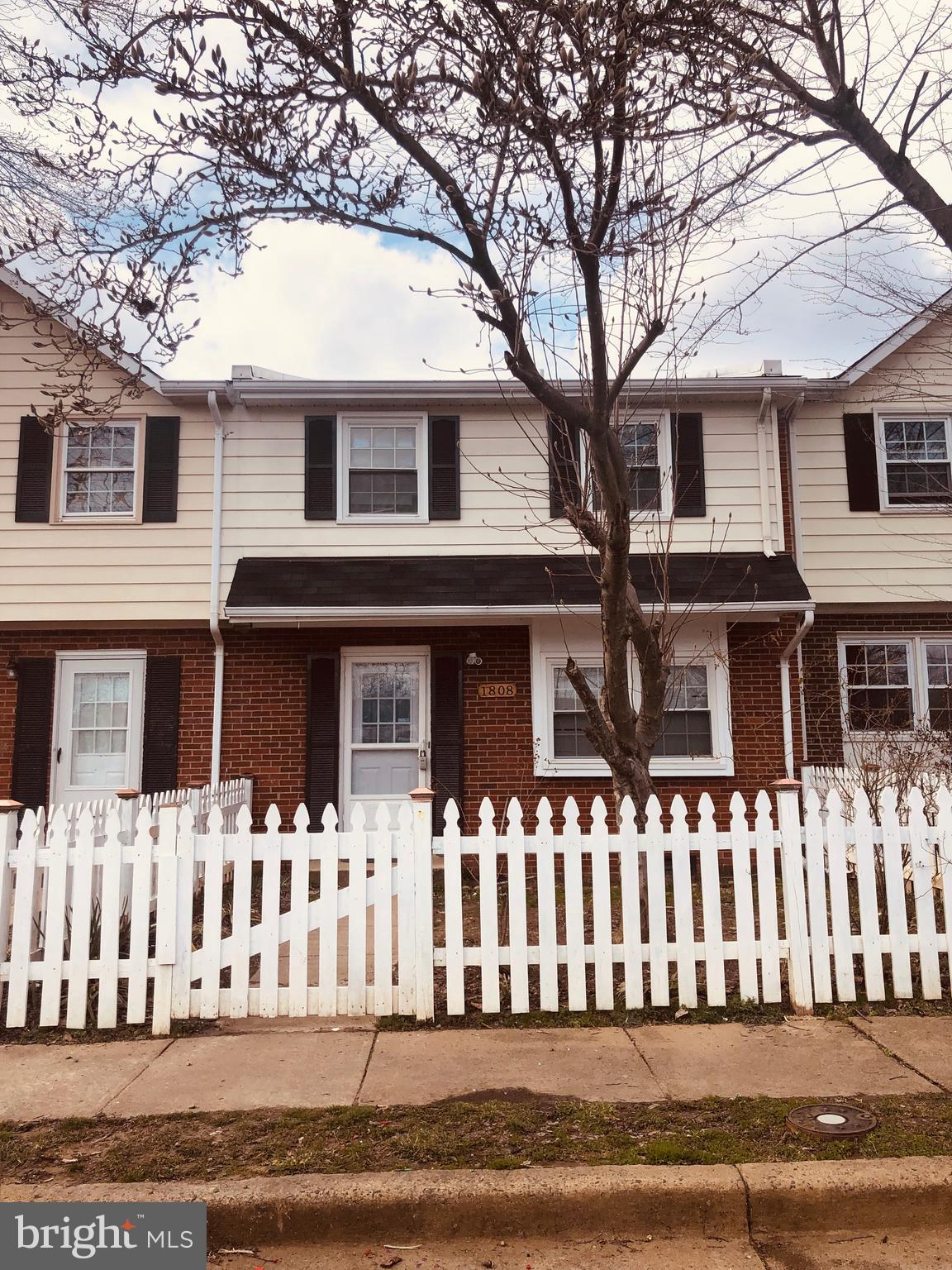 WILLIAMSTOWN - Residential Lease