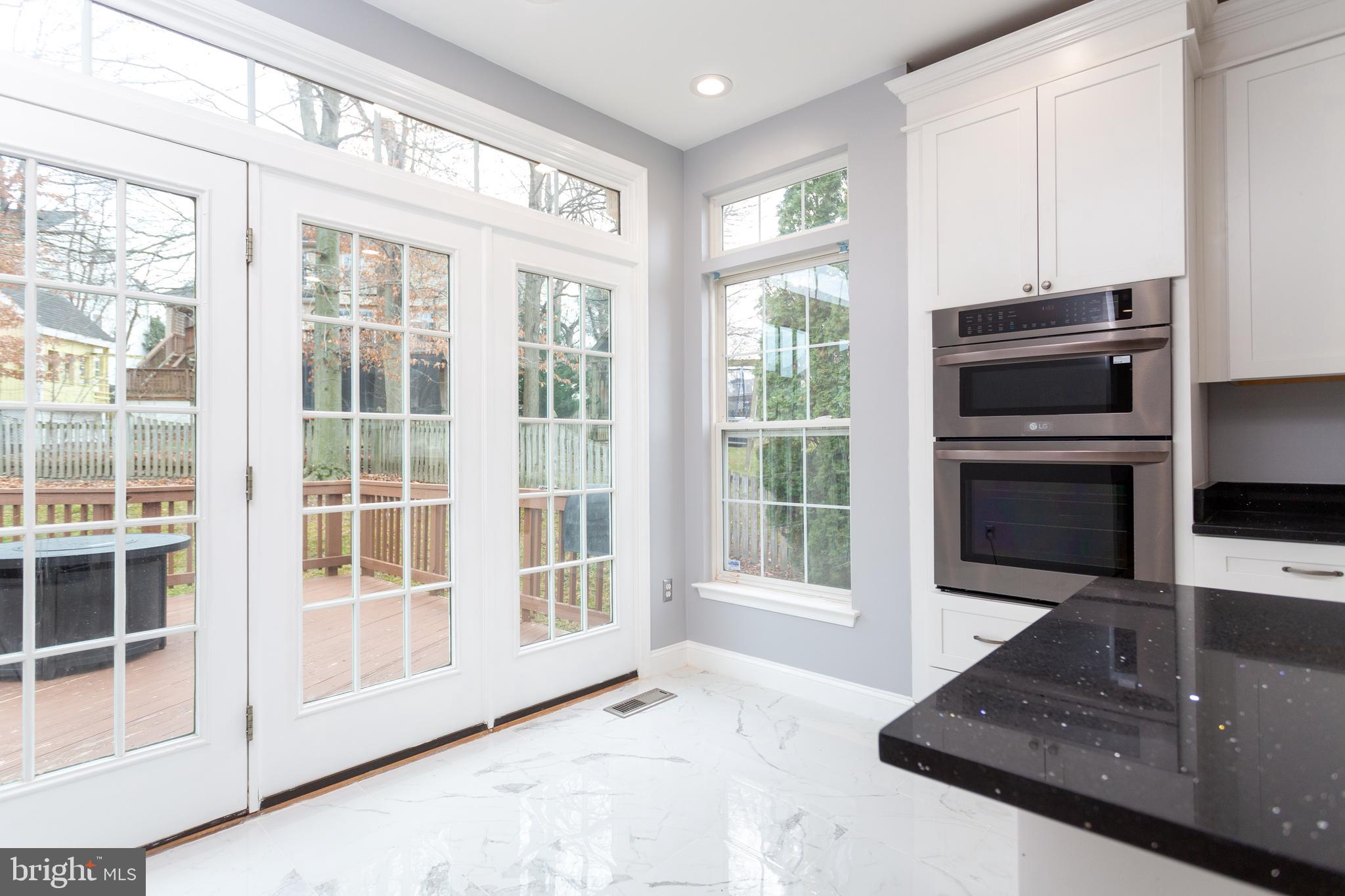 SPRING RIDGE - Residential