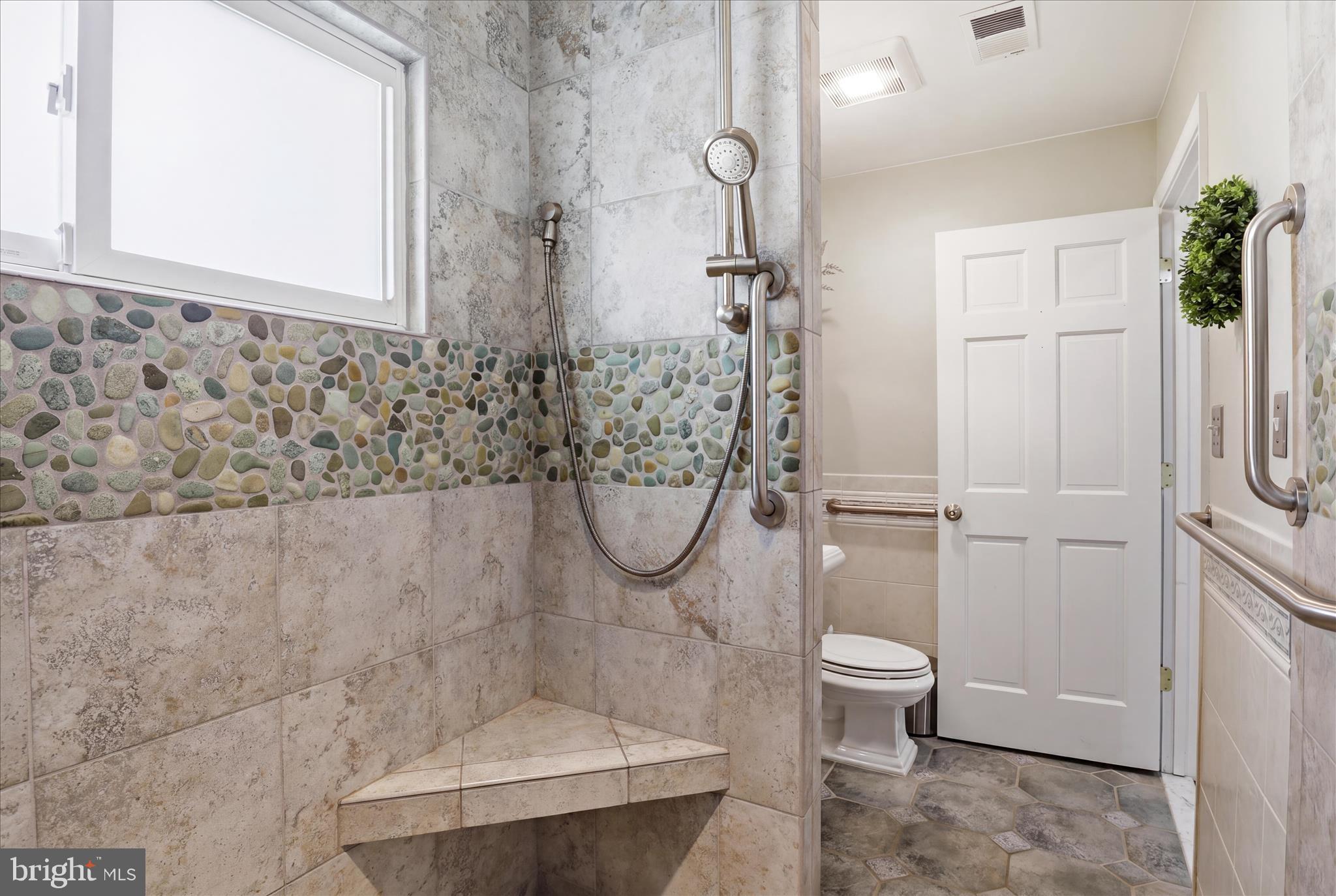 NORTH SPRINGFIELD - Residential