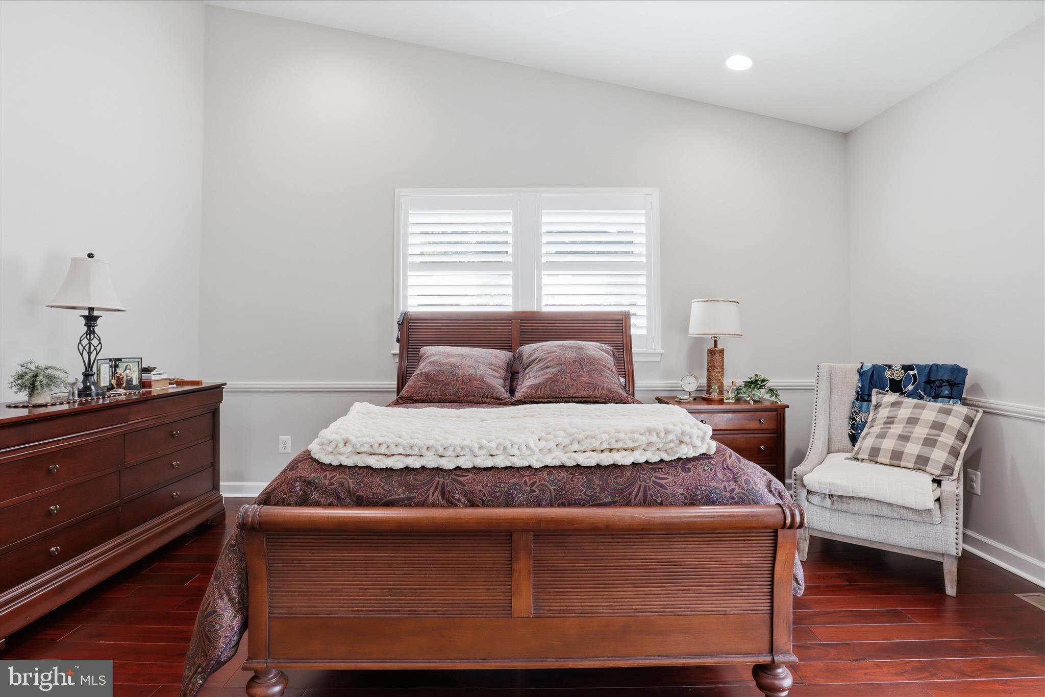 NORTH SPRINGFIELD - Residential