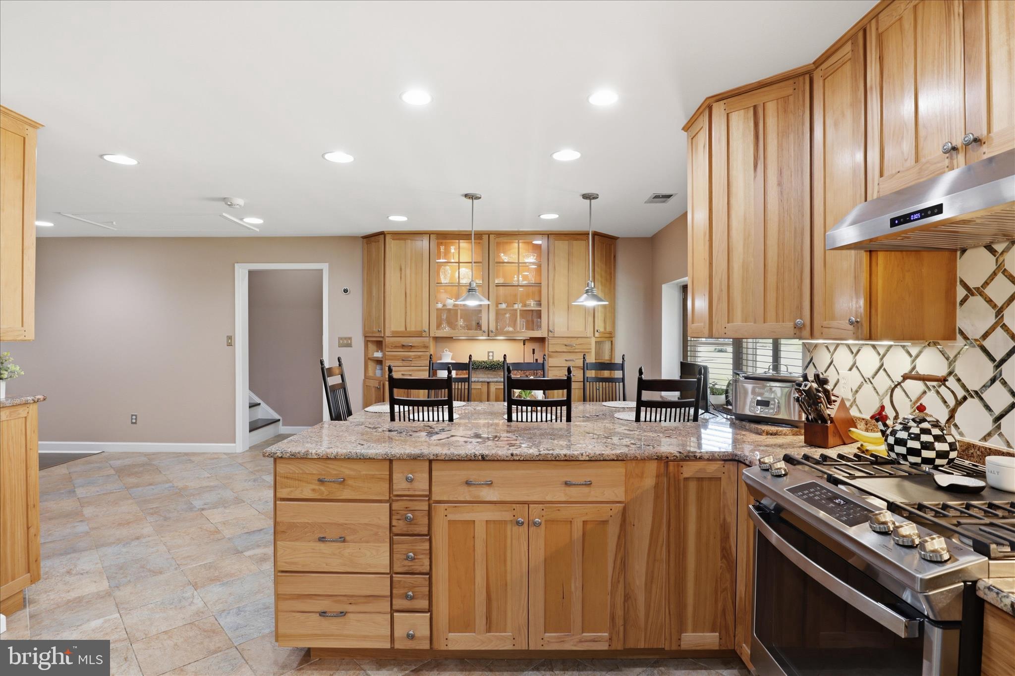 NORTH SPRINGFIELD - Residential