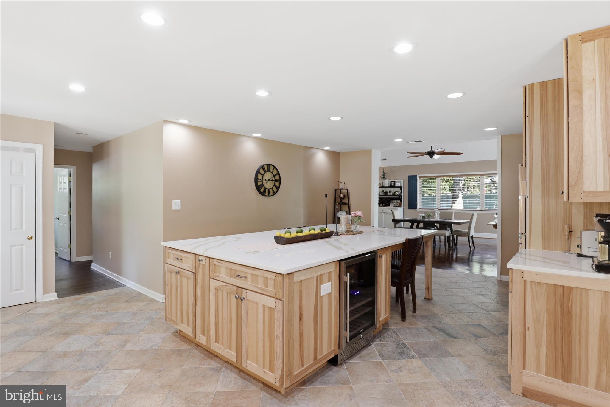 NORTH SPRINGFIELD - Residential