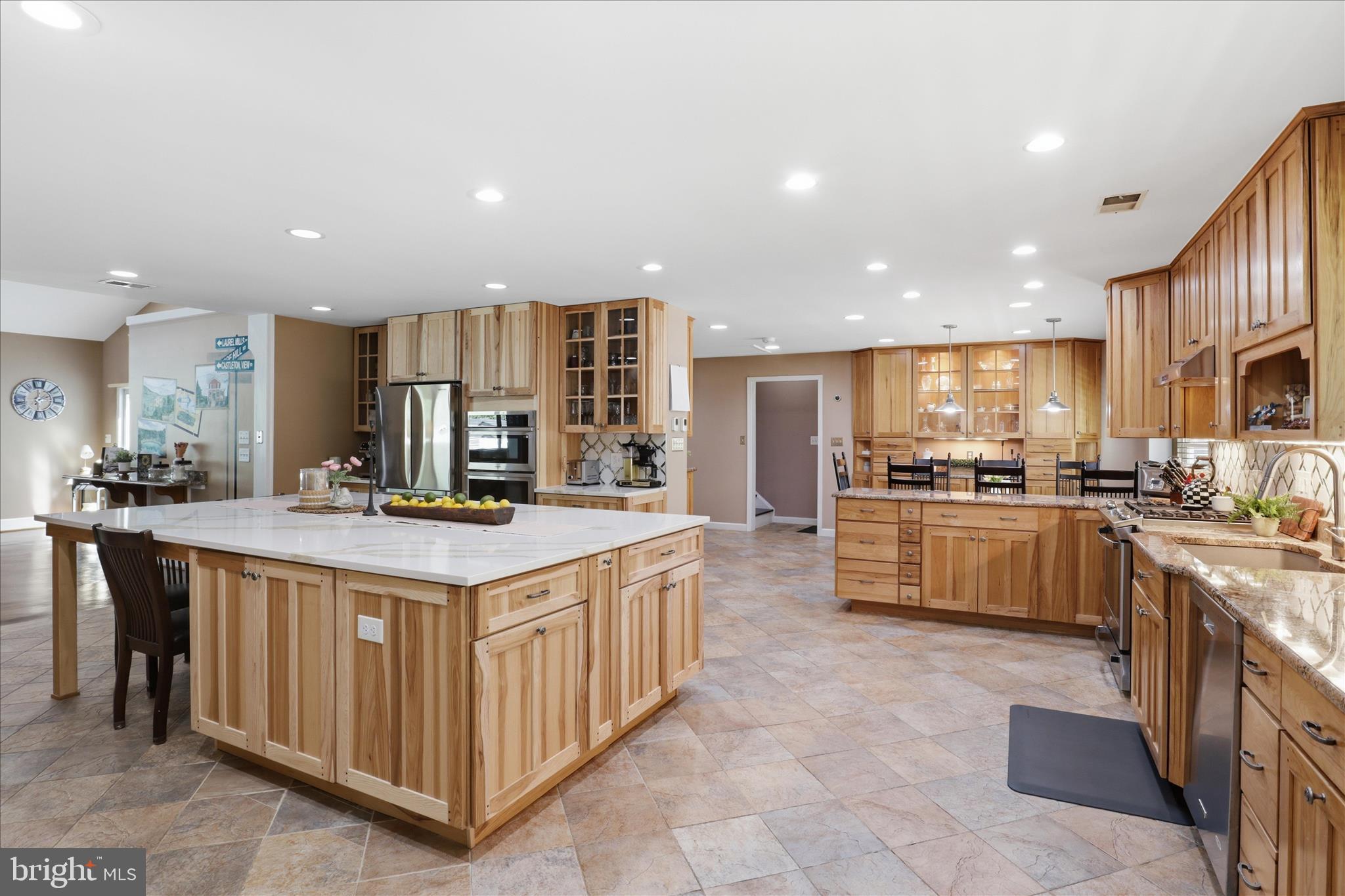 NORTH SPRINGFIELD - Residential