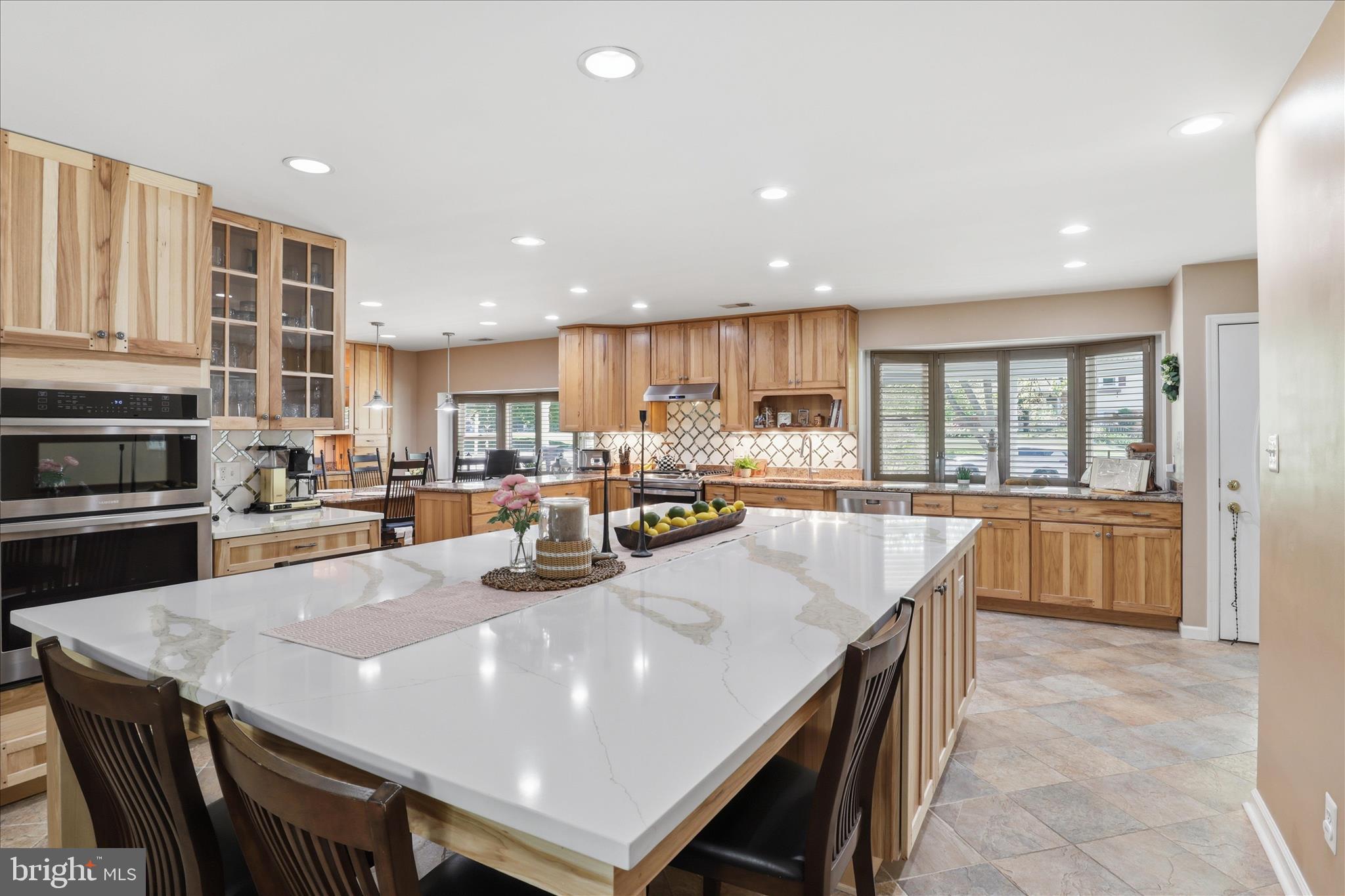 NORTH SPRINGFIELD - Residential