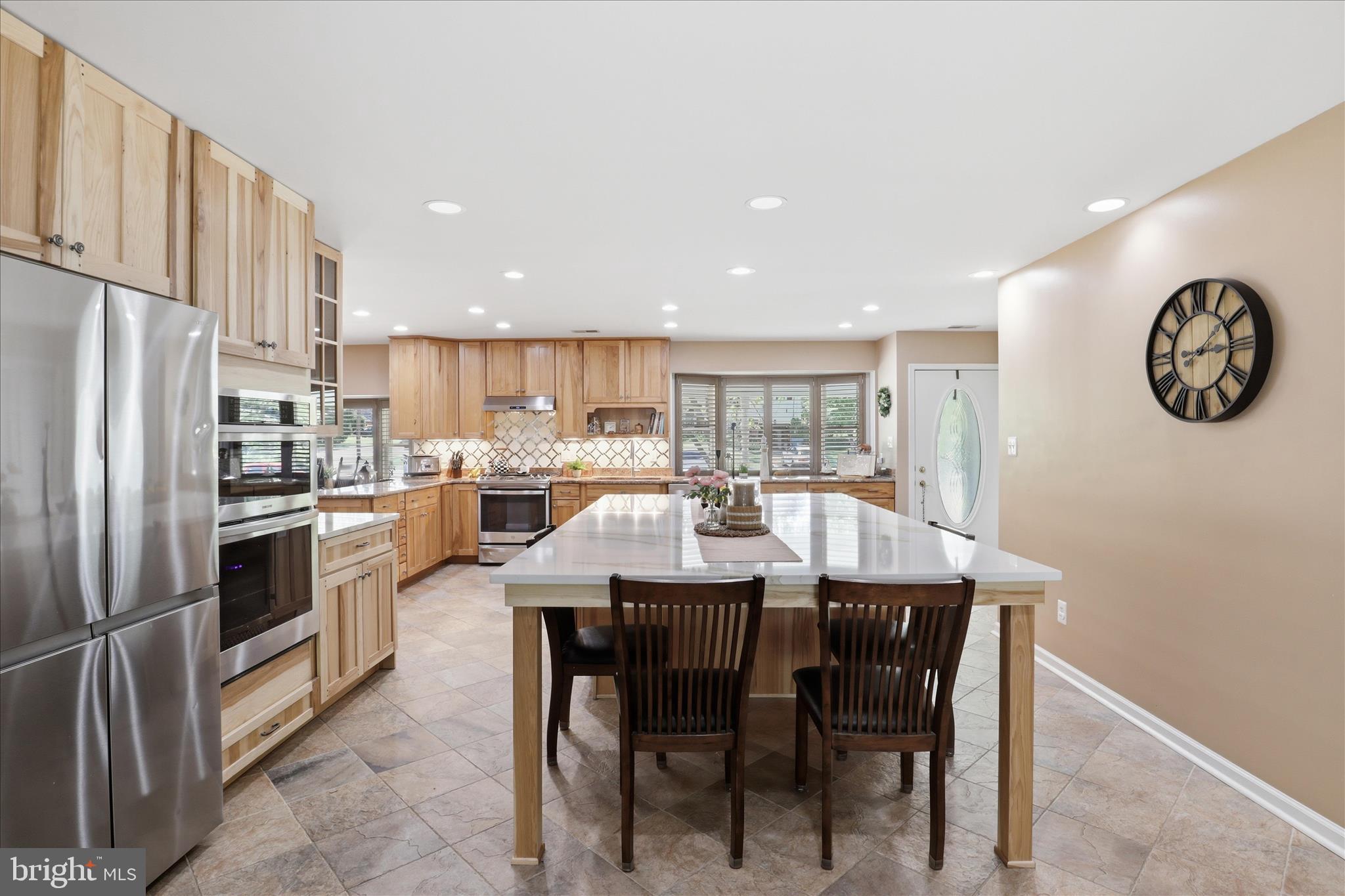 NORTH SPRINGFIELD - Residential