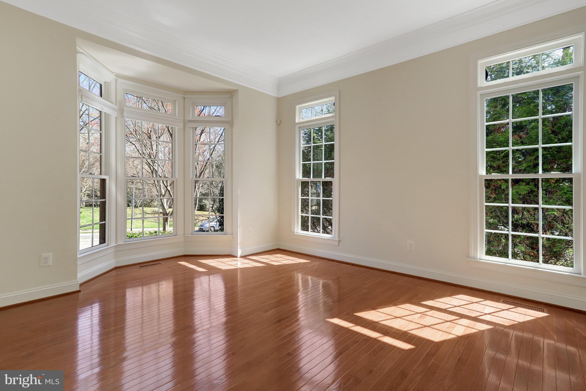 MONACAN ESTATES - Residential