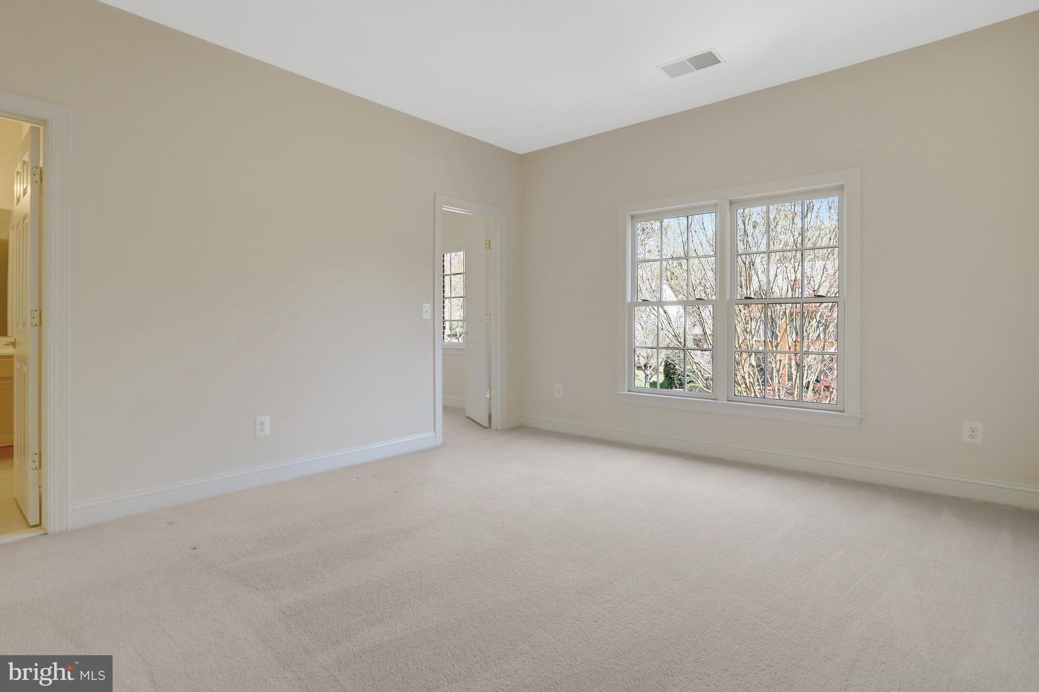 MONACAN ESTATES - Residential