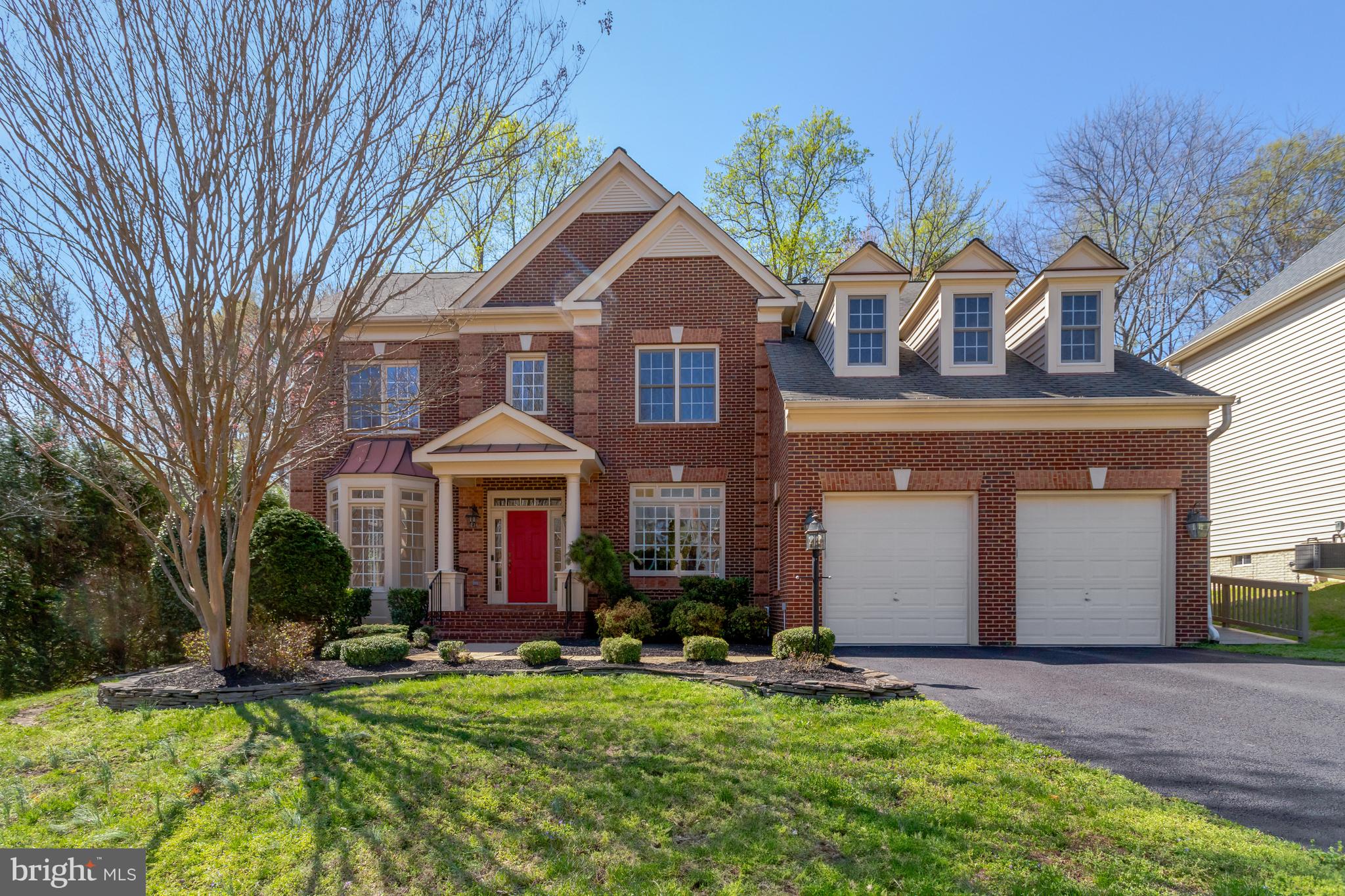 MONACAN ESTATES - Residential