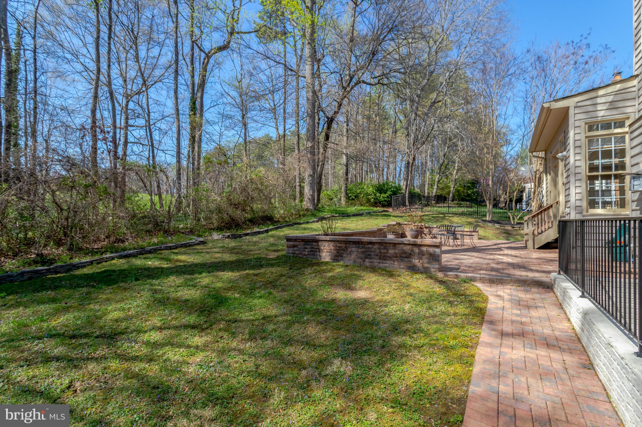 MONACAN ESTATES - Residential