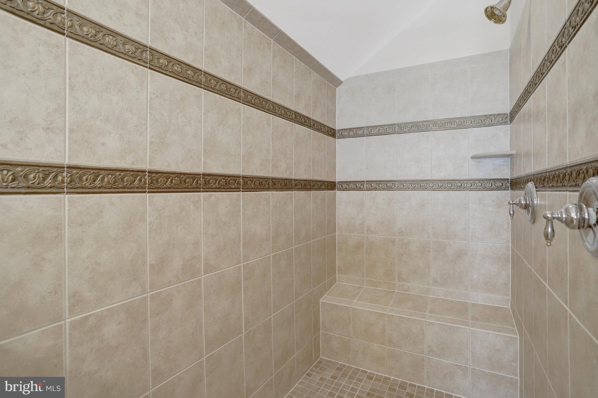 MONACAN ESTATES - Residential