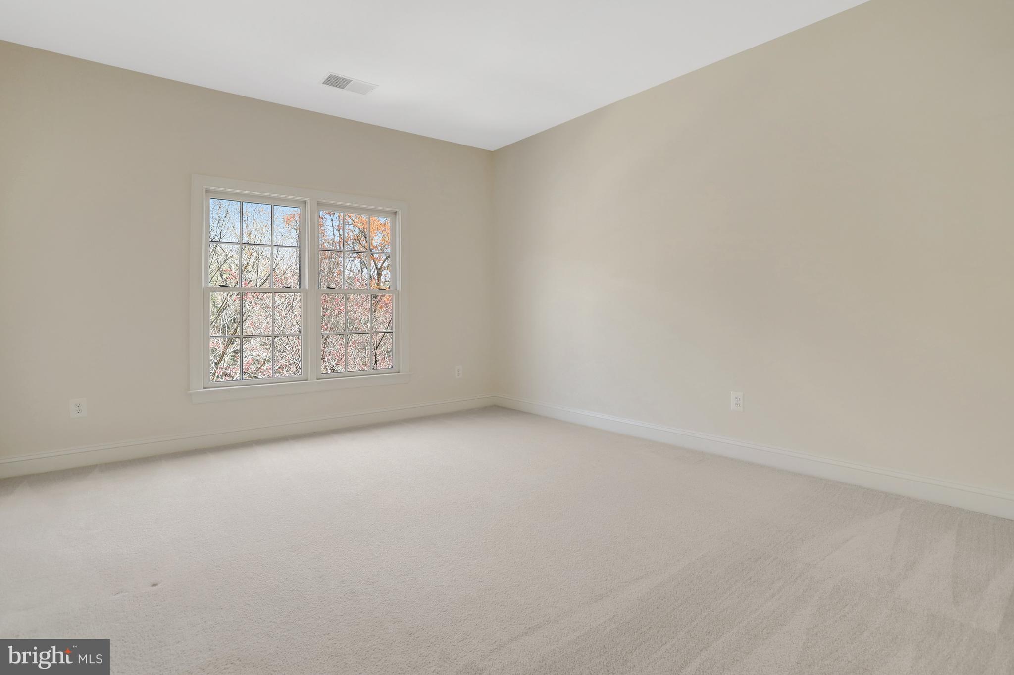 MONACAN ESTATES - Residential