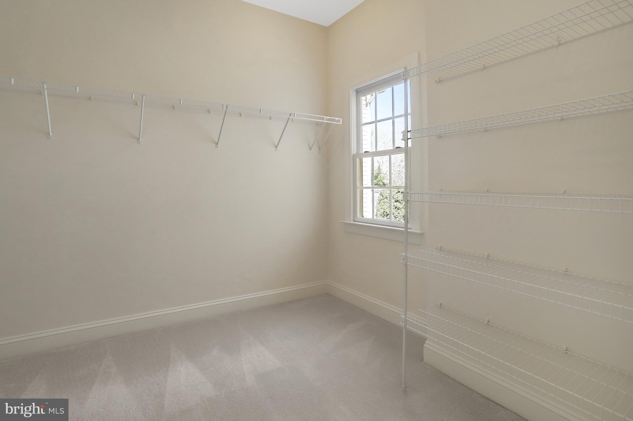 MONACAN ESTATES - Residential