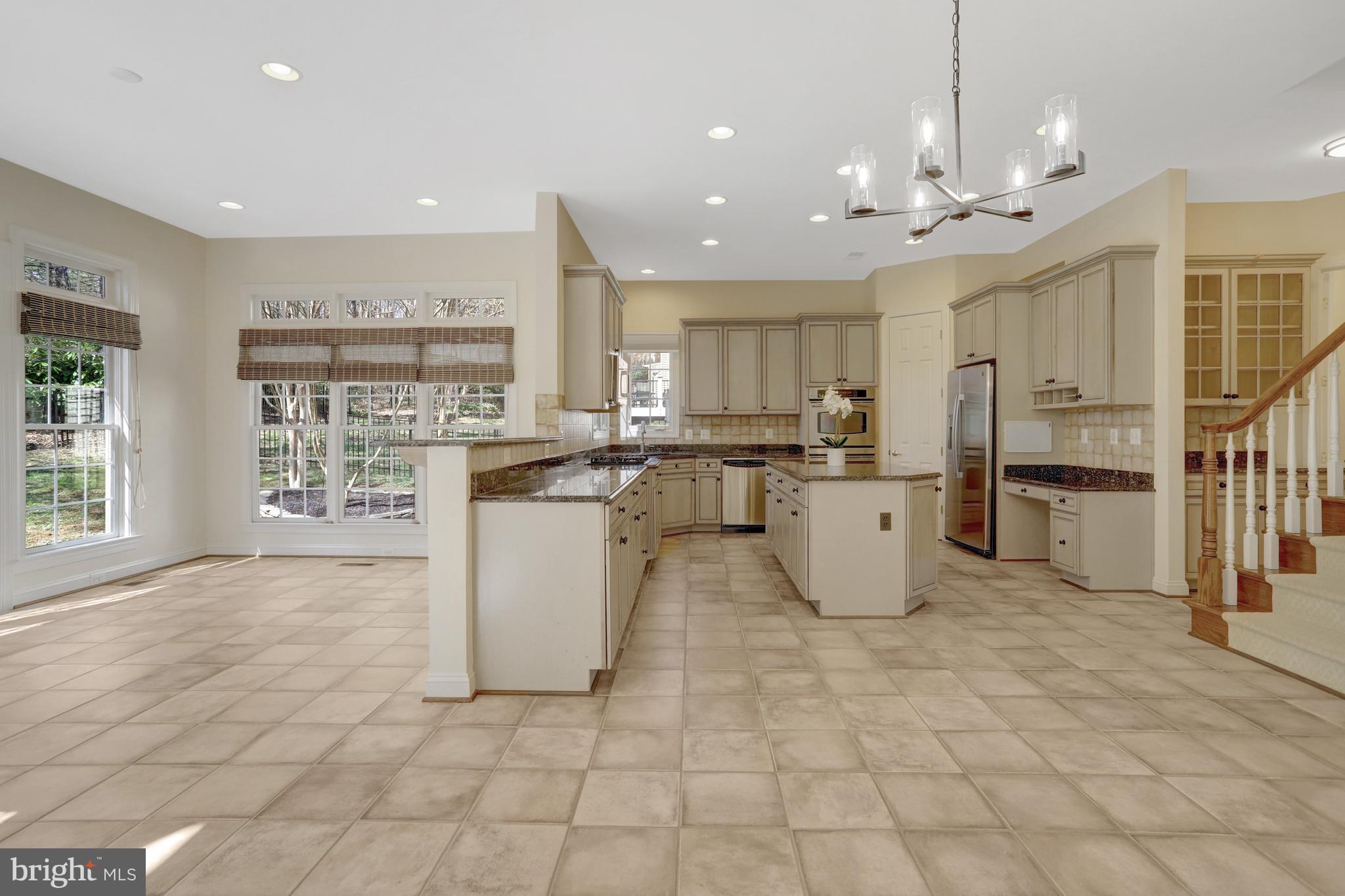 MONACAN ESTATES - Residential