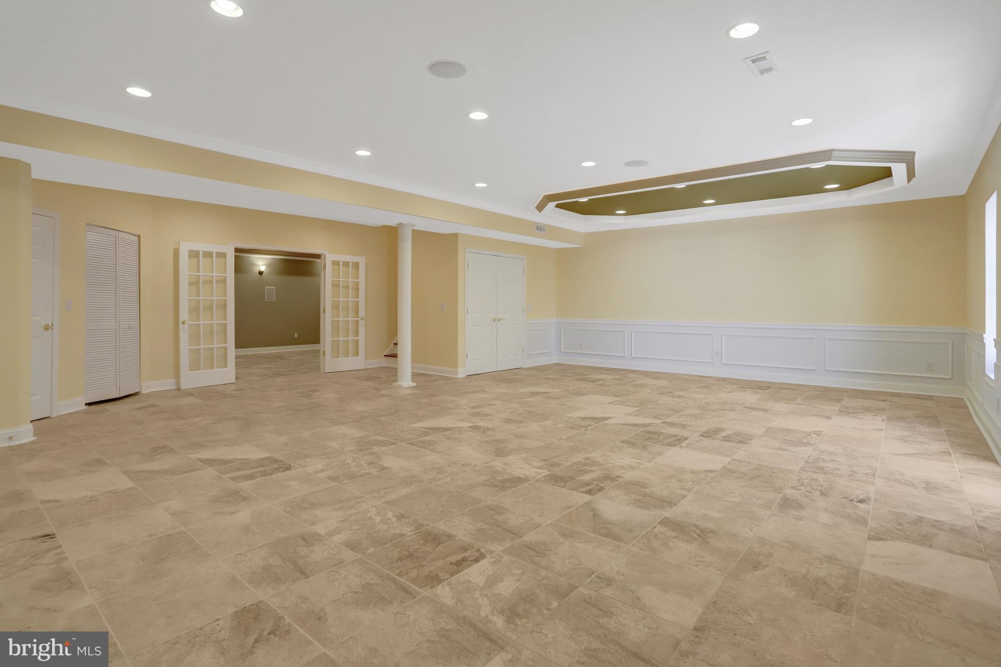 MONACAN ESTATES - Residential