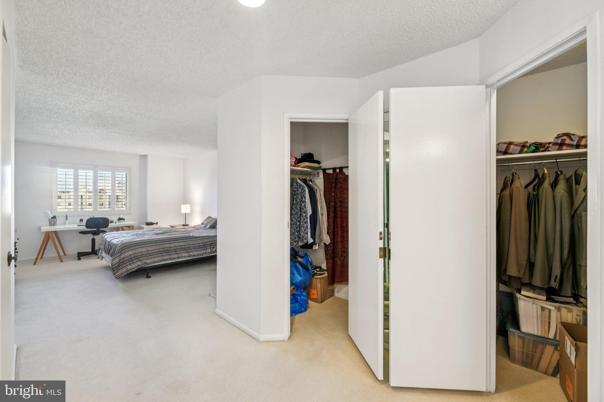 HUNTINGTON RESERVE - Residential