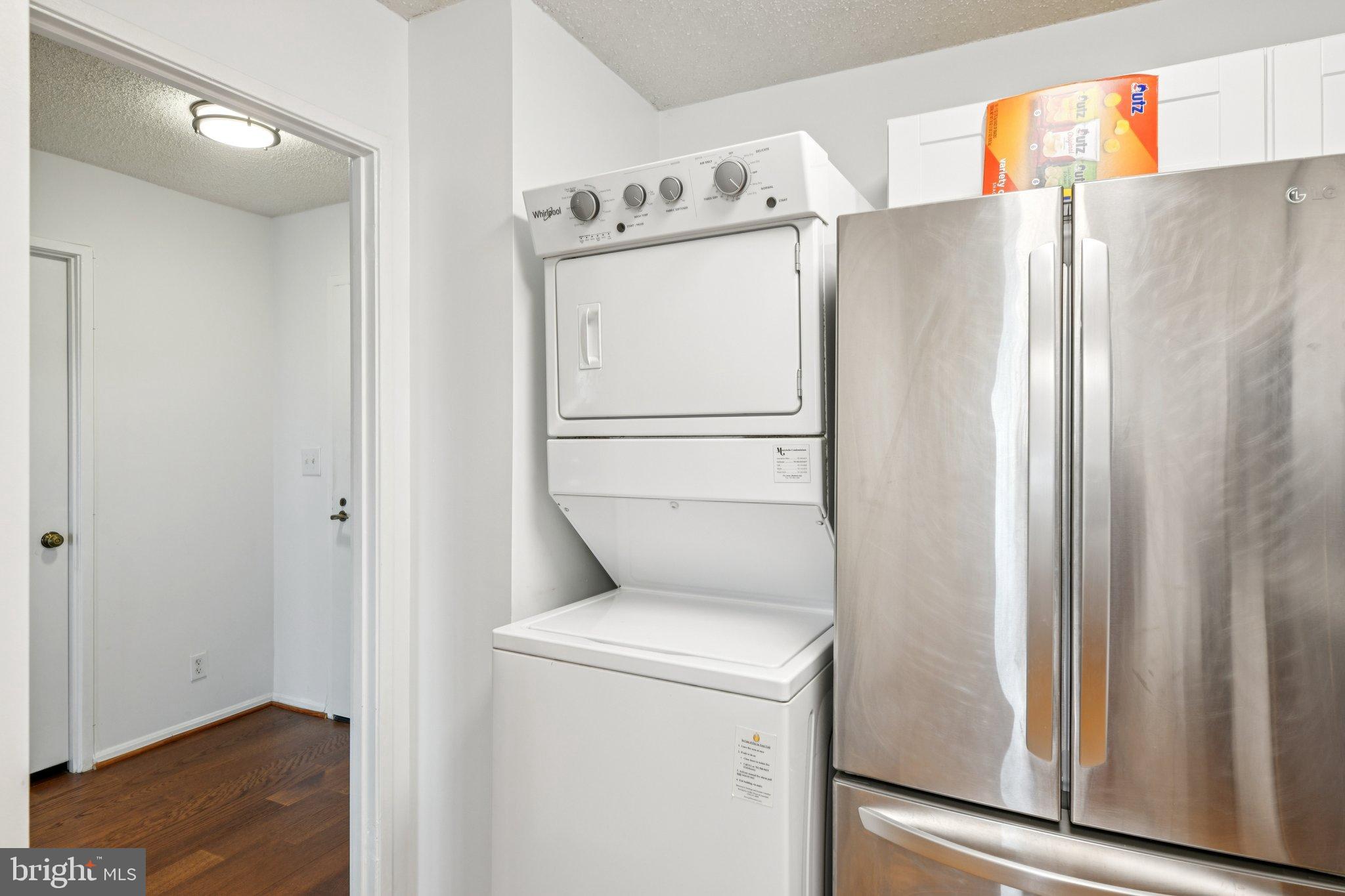 HUNTINGTON RESERVE - Residential