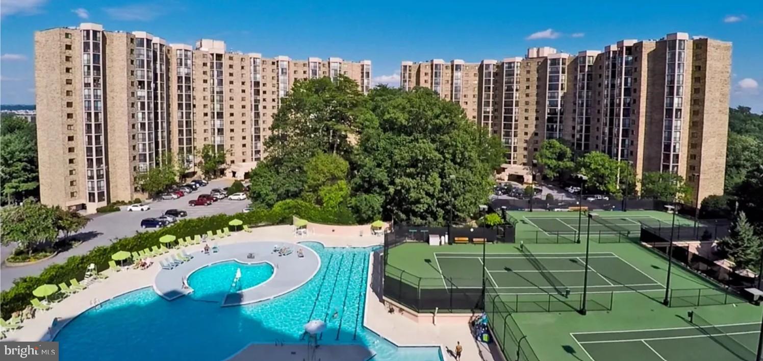 HUNTINGTON RESERVE - Residential