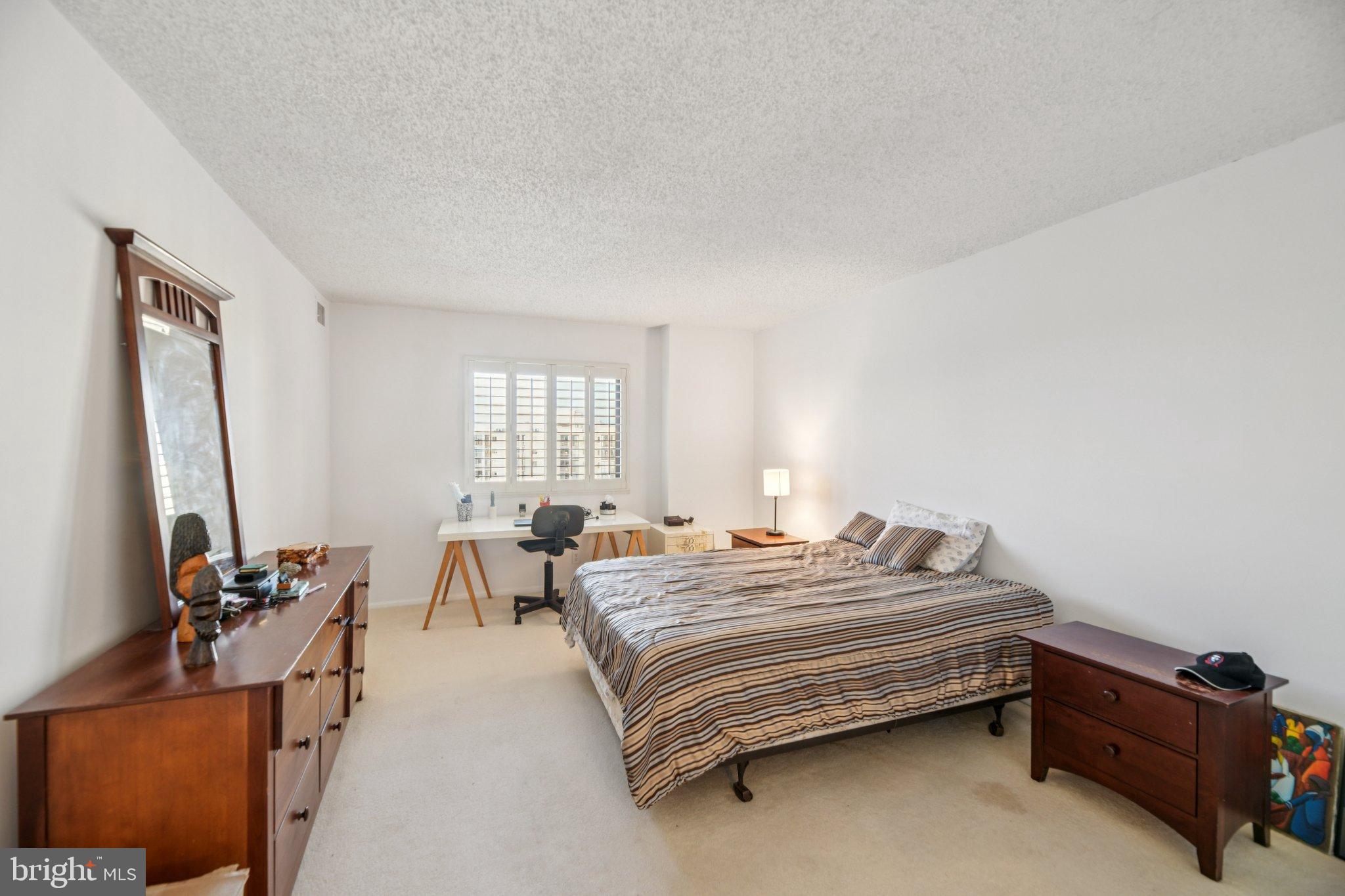 HUNTINGTON RESERVE - Residential