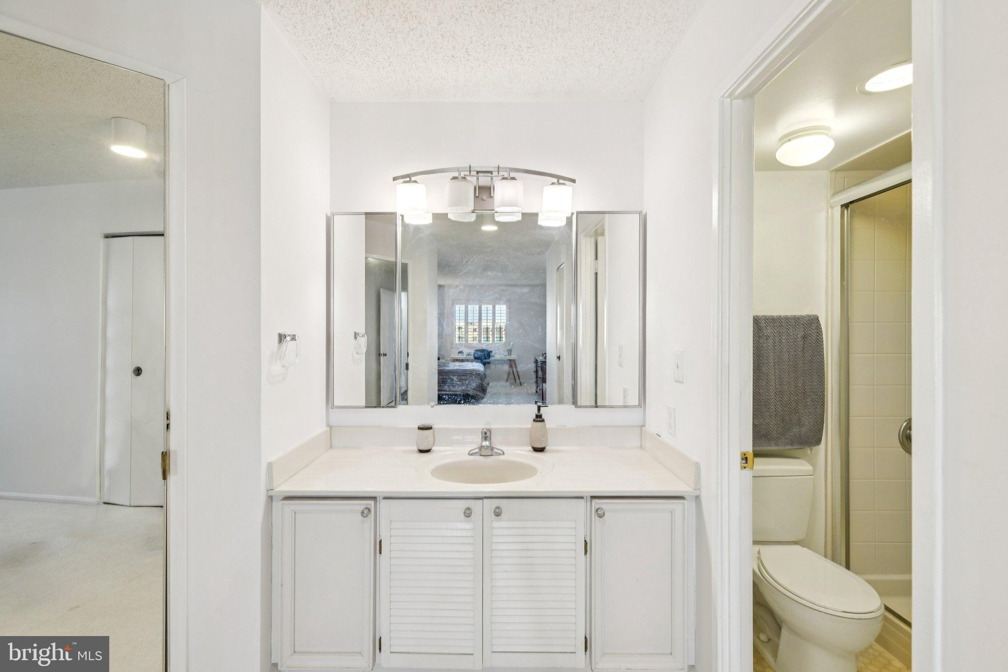 HUNTINGTON RESERVE - Residential