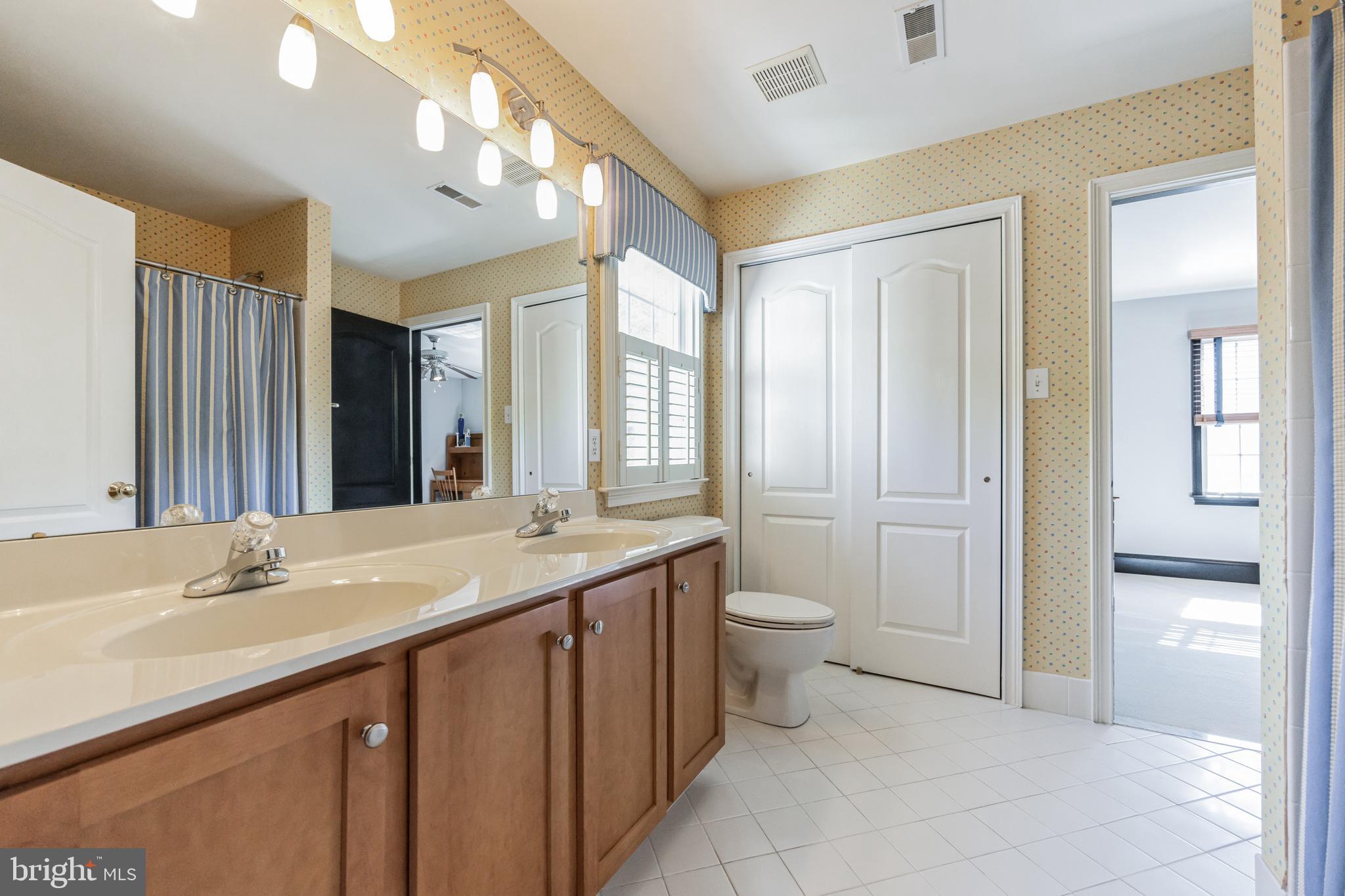 WESTTOWN CHASE - Residential