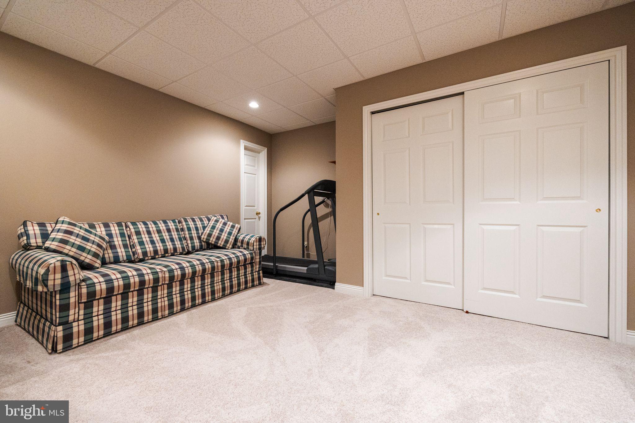 WESTTOWN CHASE - Residential