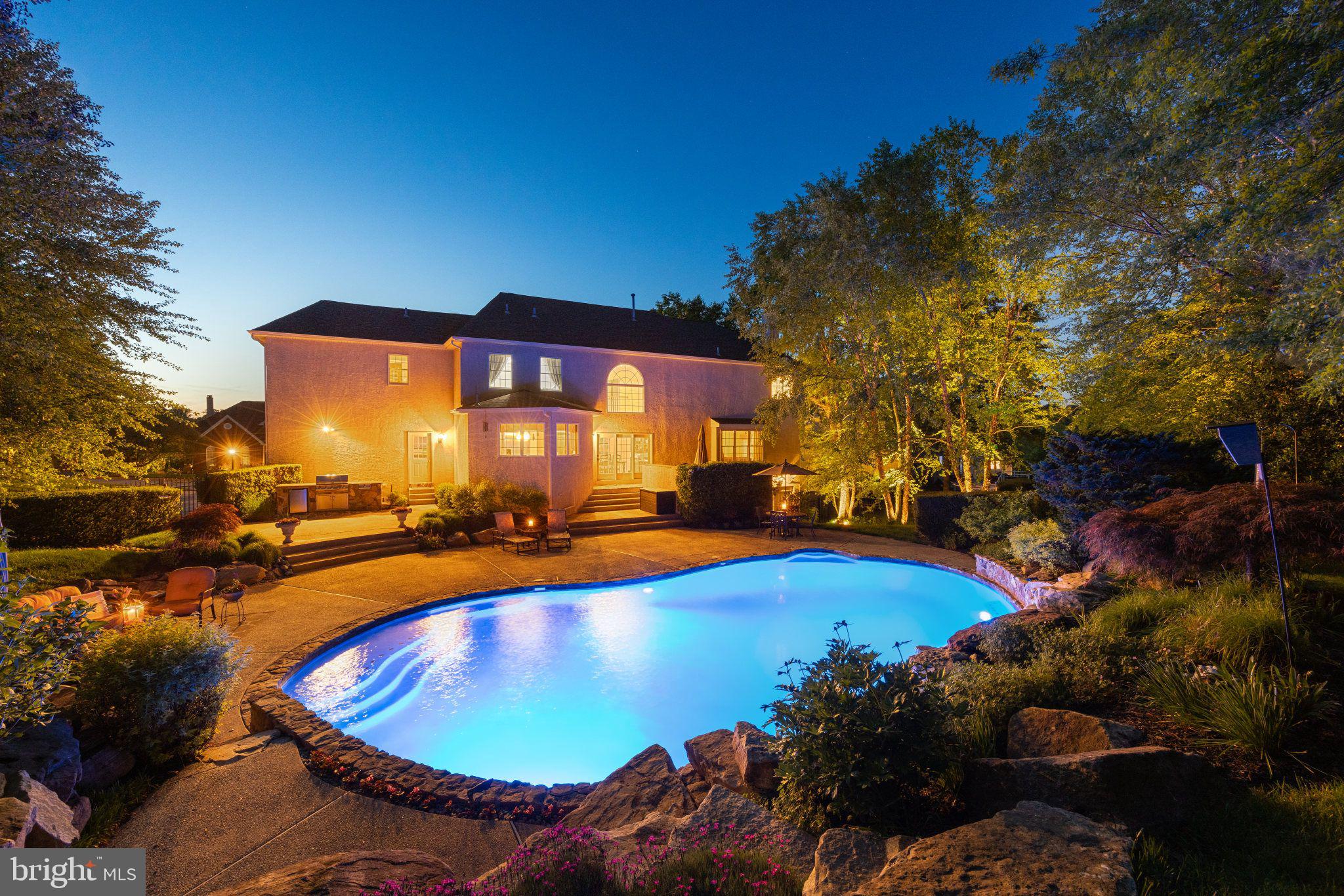 WESTTOWN CHASE - Residential