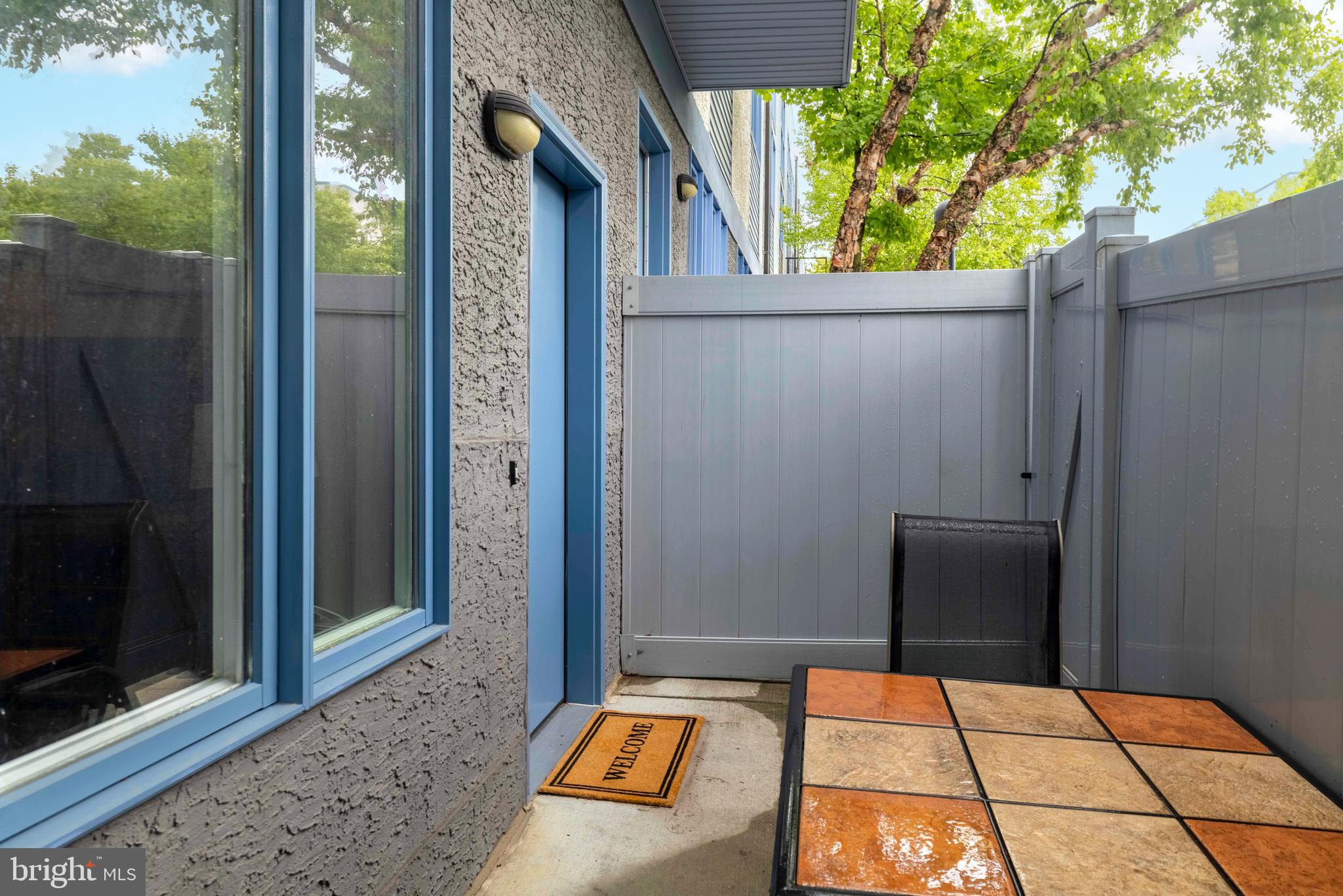 182 GAY STREET 00 802