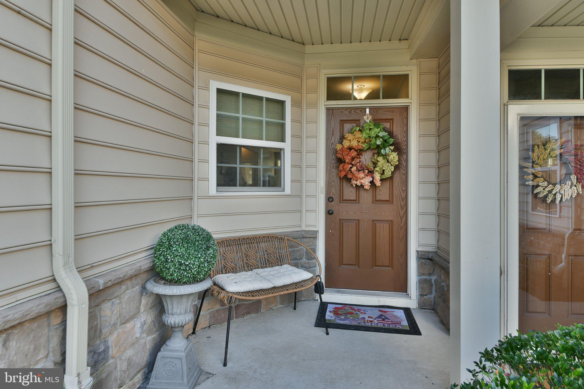 1239 HERON COURT