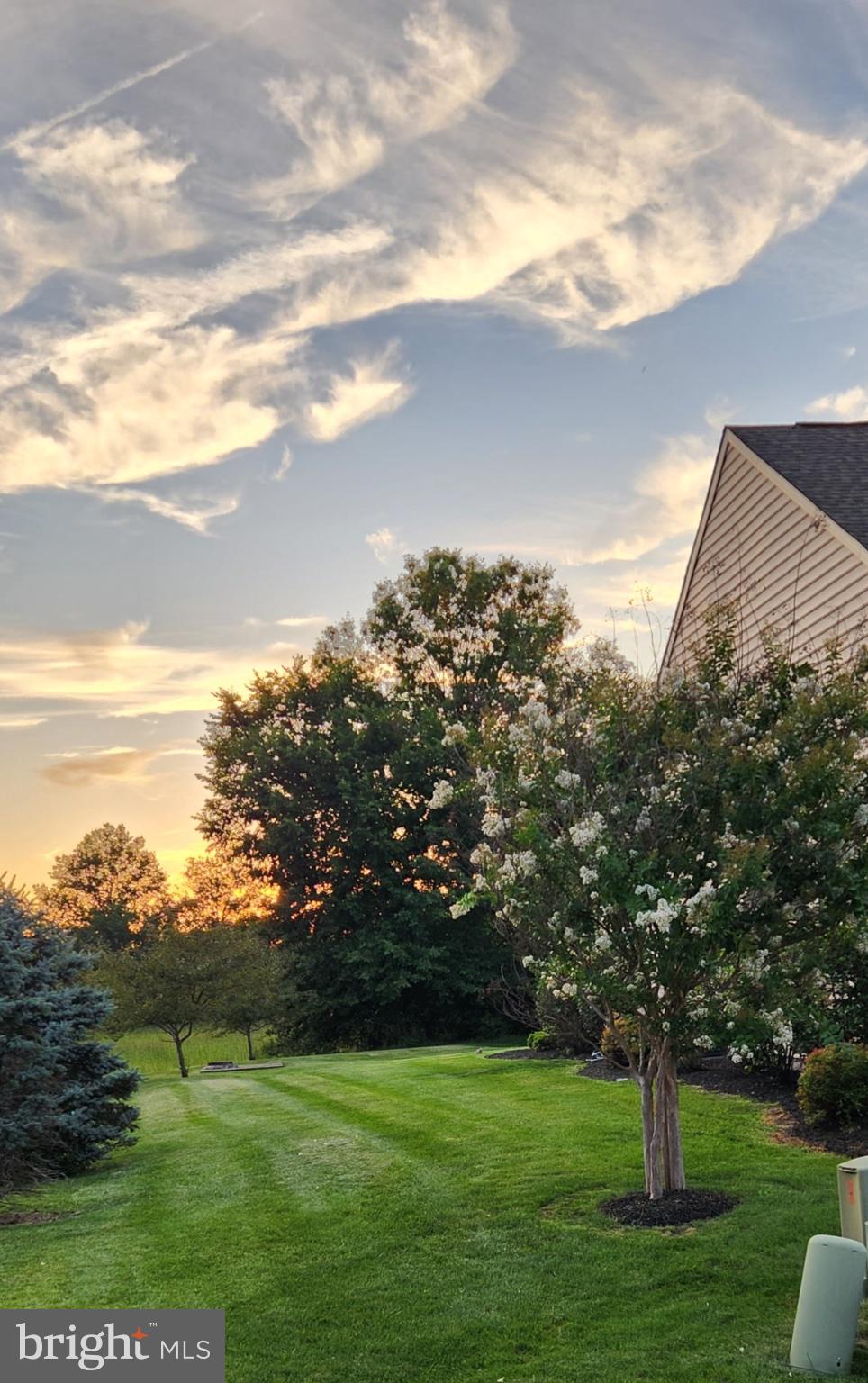 1239 HERON COURT
