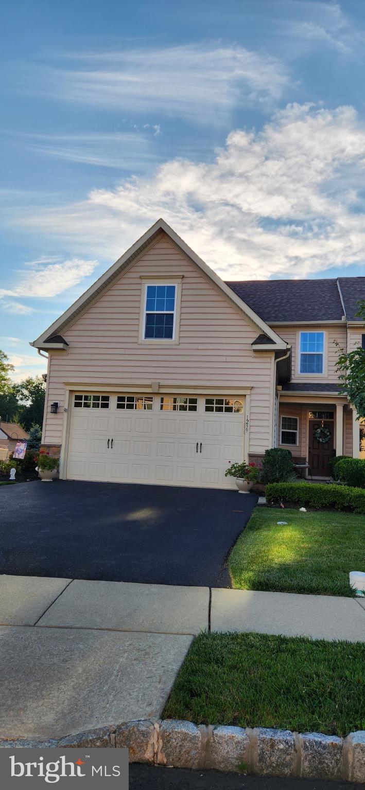 1239 HERON COURT