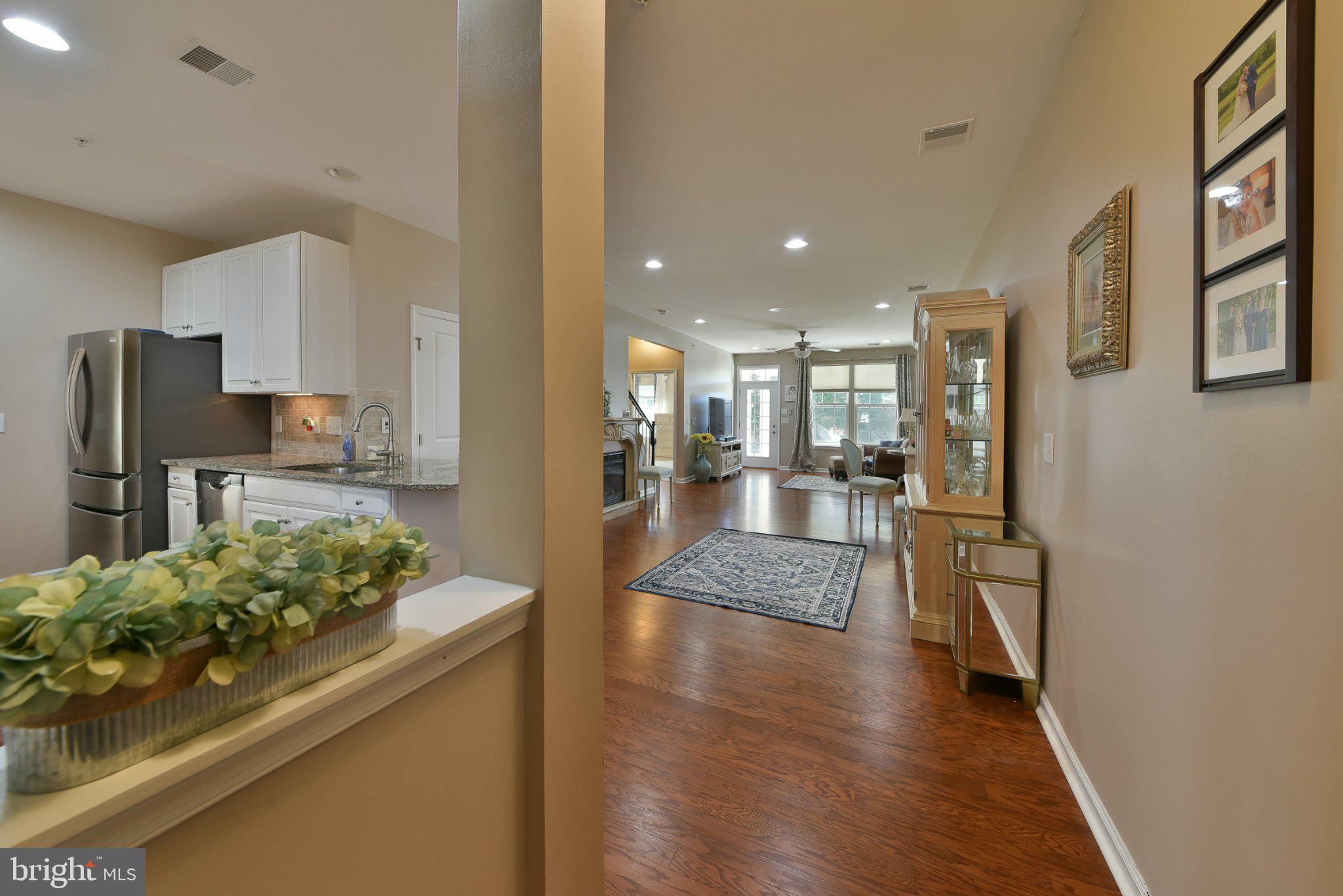 1239 HERON COURT