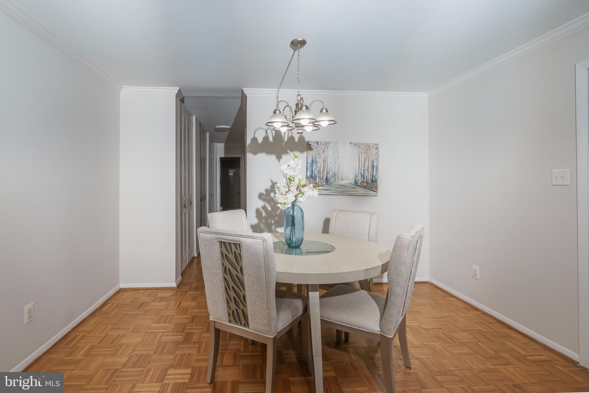 HOMELAND SOUTHWAY - Residential