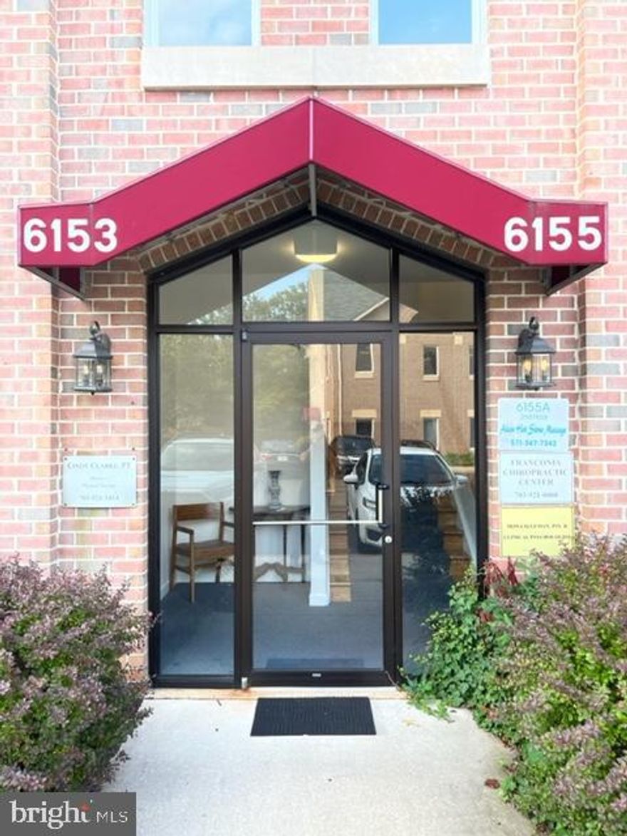 INVESTMENT OPPORTUNITY:
Commercial Investment opportunity to own  fully leased office with steady income and low maintenance.
The 1,000 square foot office in well maintained with a reliable tenant and long term lease, including 3% annual rent escalations.