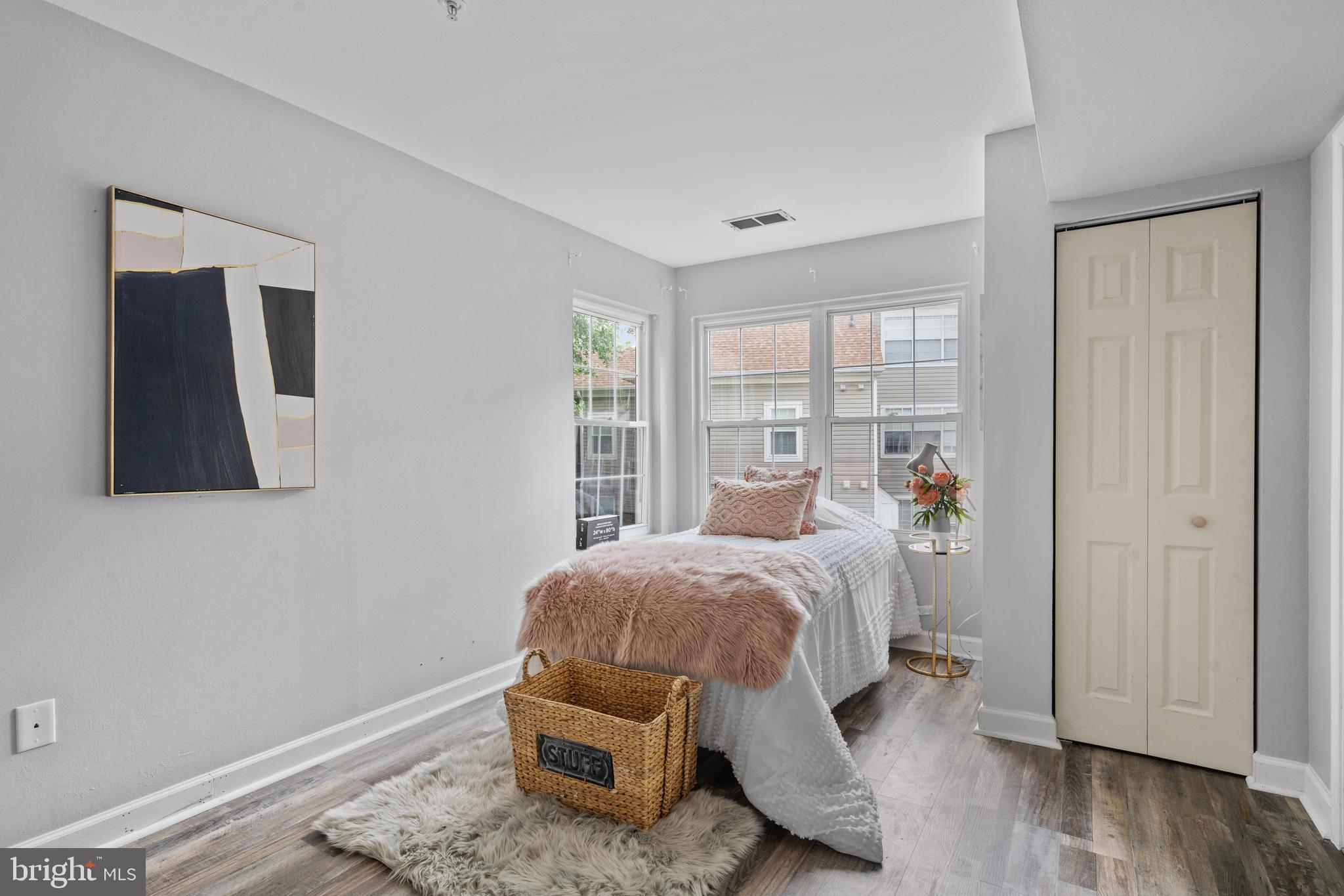 ENGLISH COUNTRY MANOR - Residential