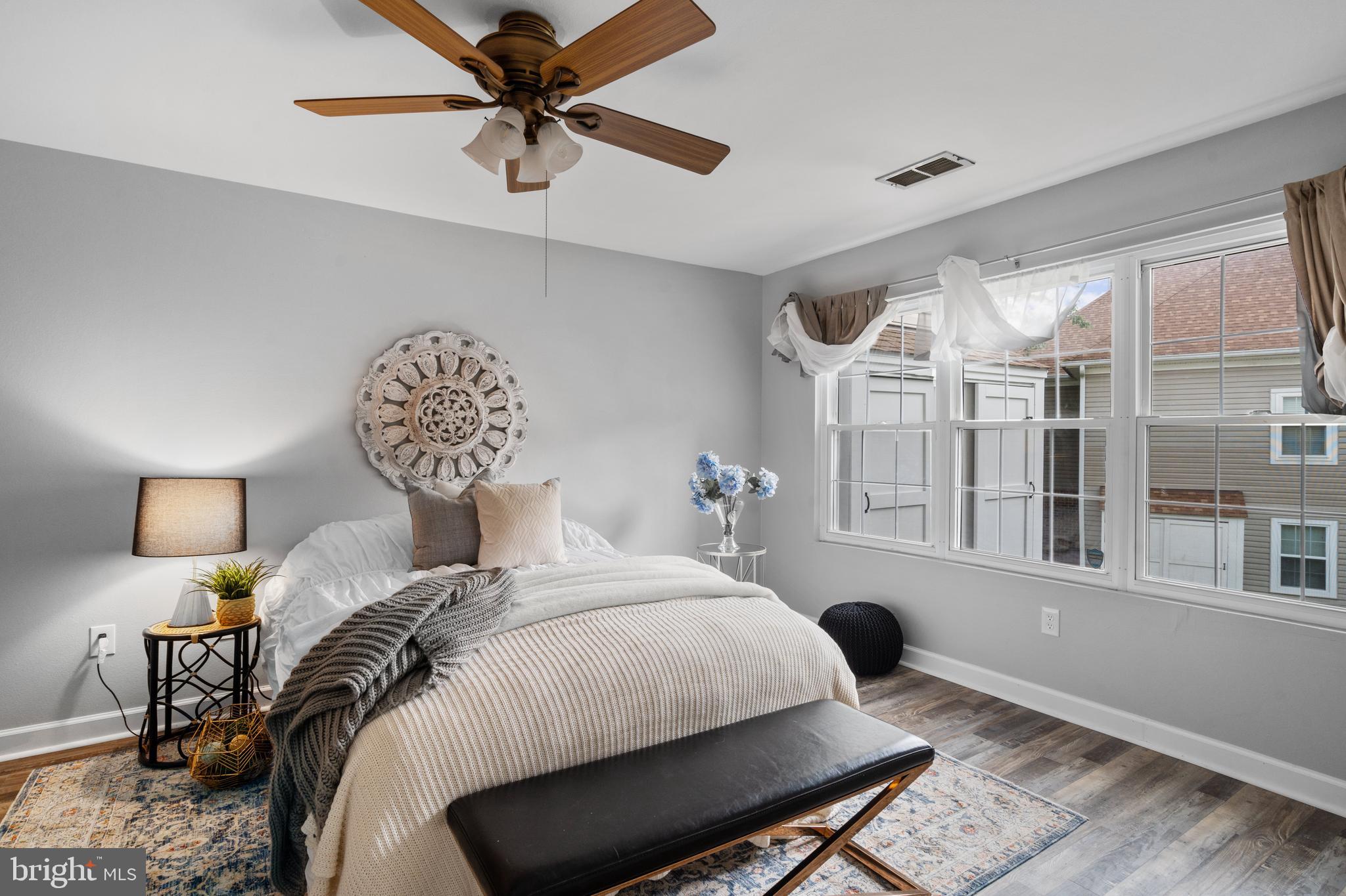 ENGLISH COUNTRY MANOR - Residential