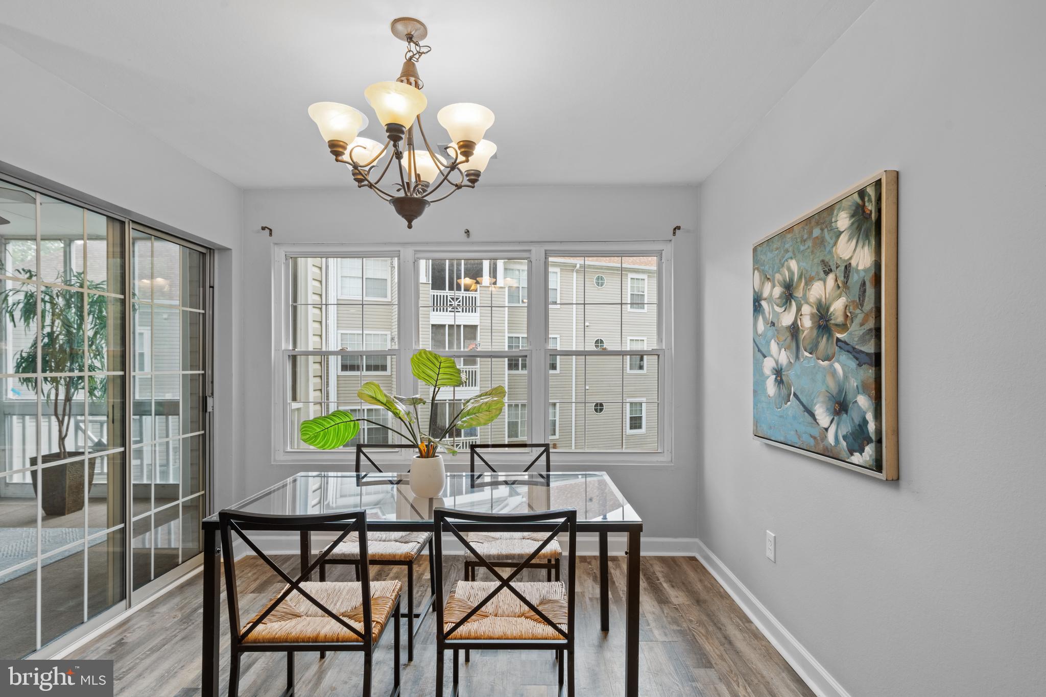 ENGLISH COUNTRY MANOR - Residential