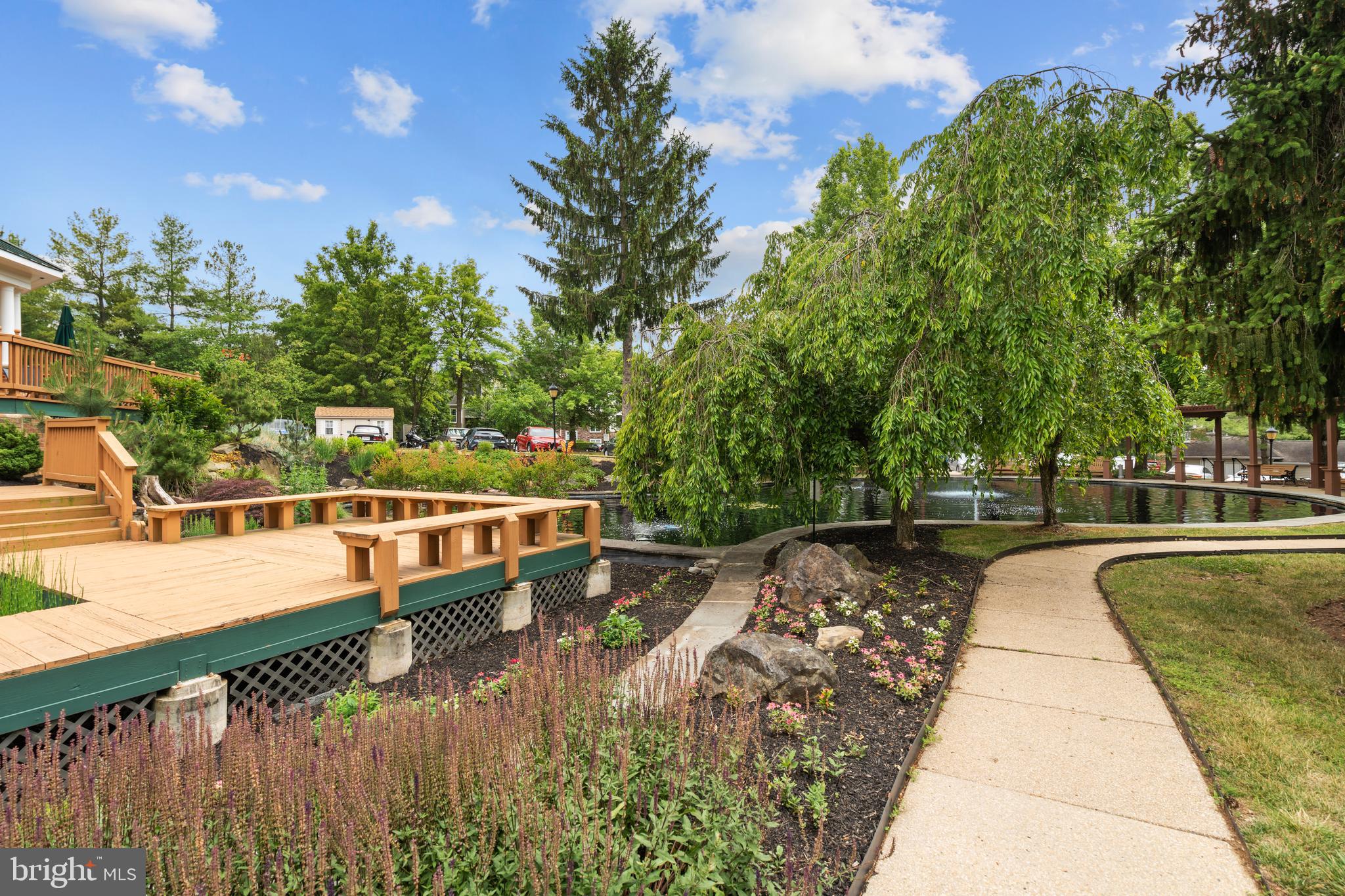 ENGLISH COUNTRY MANOR - Residential