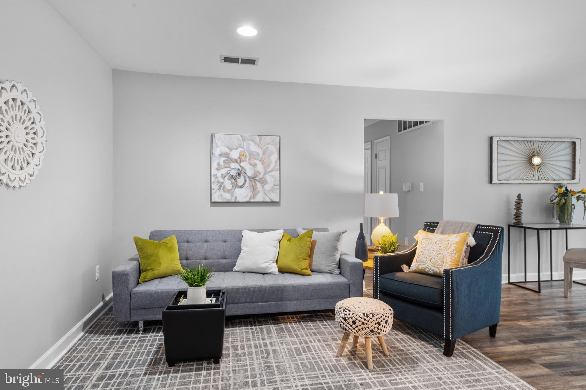 ENGLISH COUNTRY MANOR - Residential