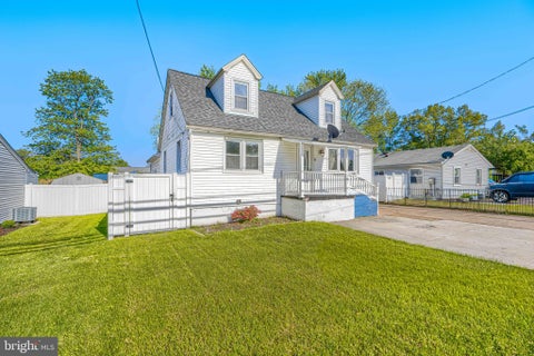 Homes For Sale - 2215 Lodge Farm Road<br/> BALTIMORE, MD 21219