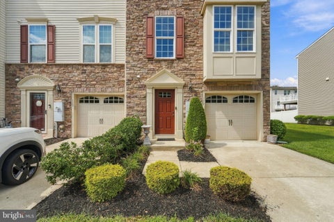 Townhouse For Sale - 175 Village Green Lane<br/> SICKLERVILLE, NJ 08081