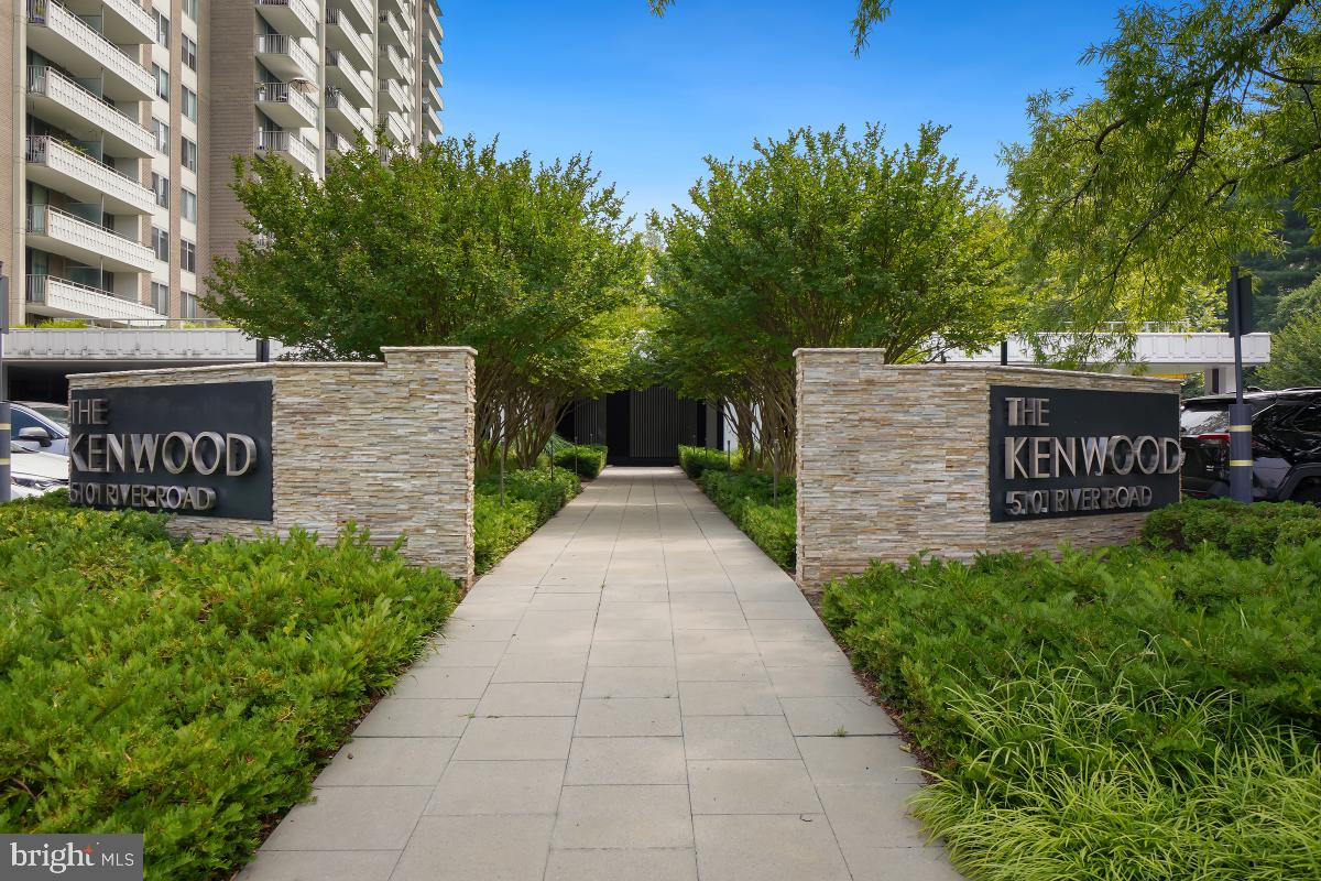 THE KENWOOD - Residential Lease