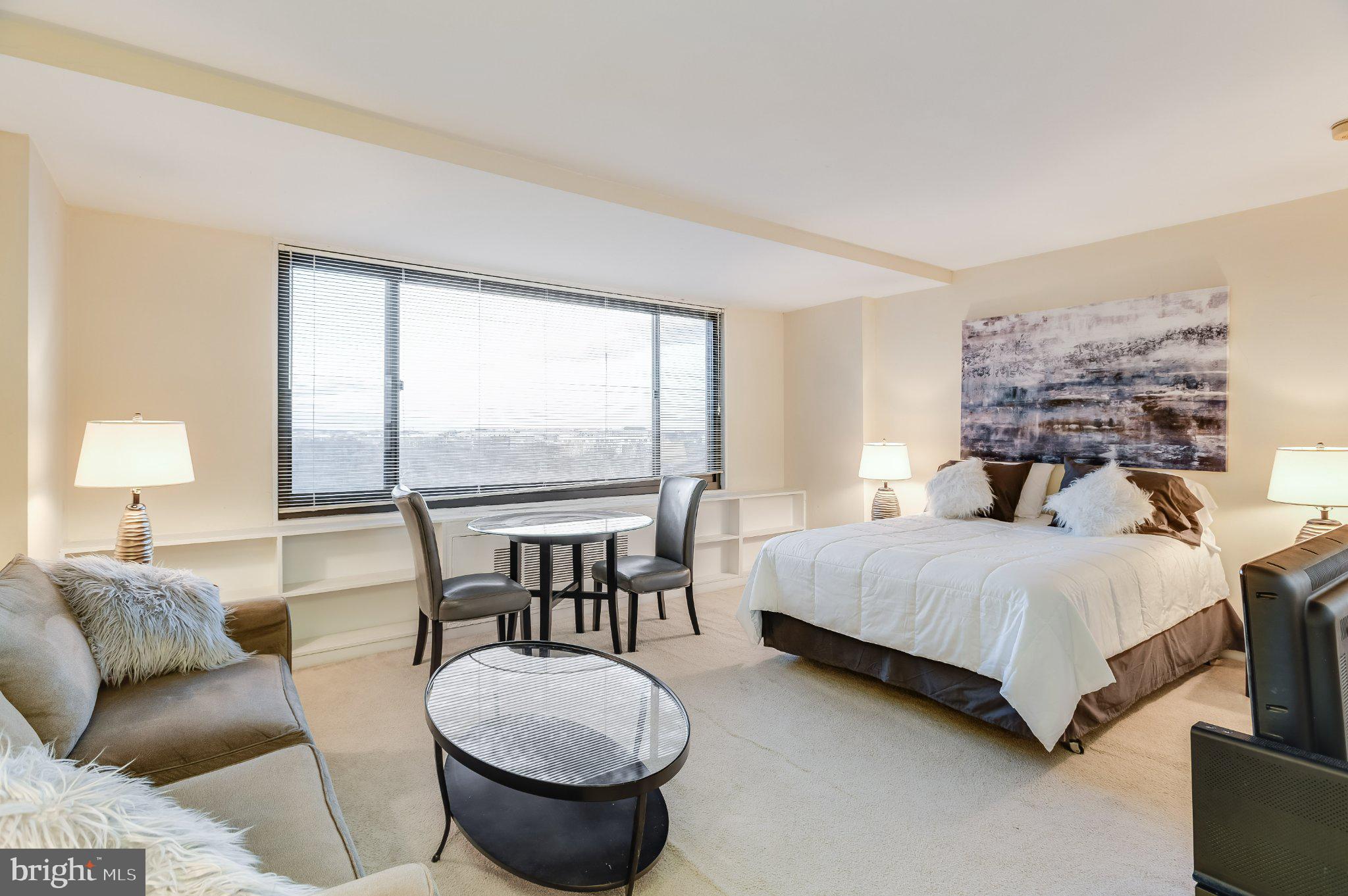 1011 ARLINGTON BOULEVARD 928